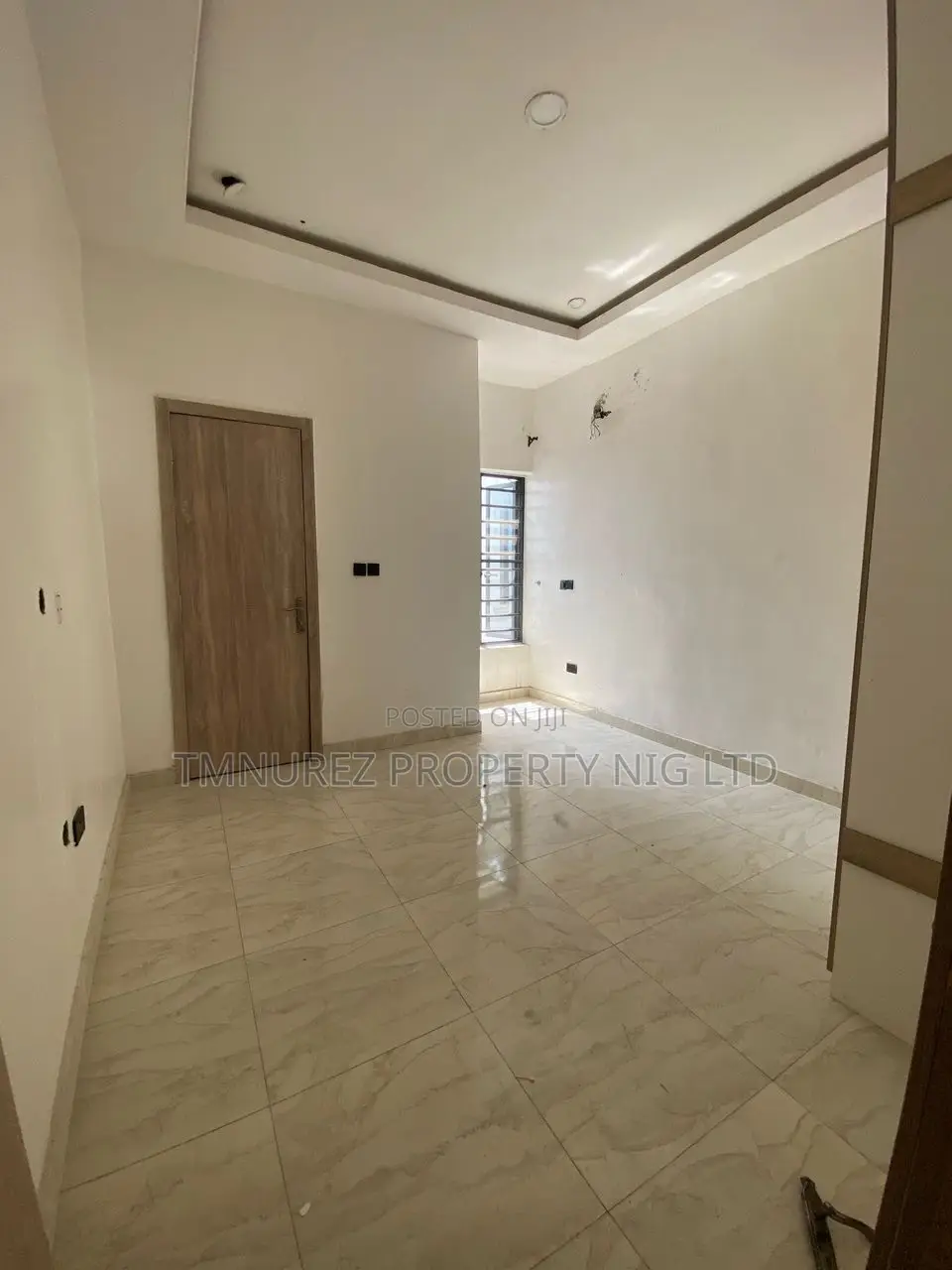Studio Apartment in Royal Pine, Chevron for rent