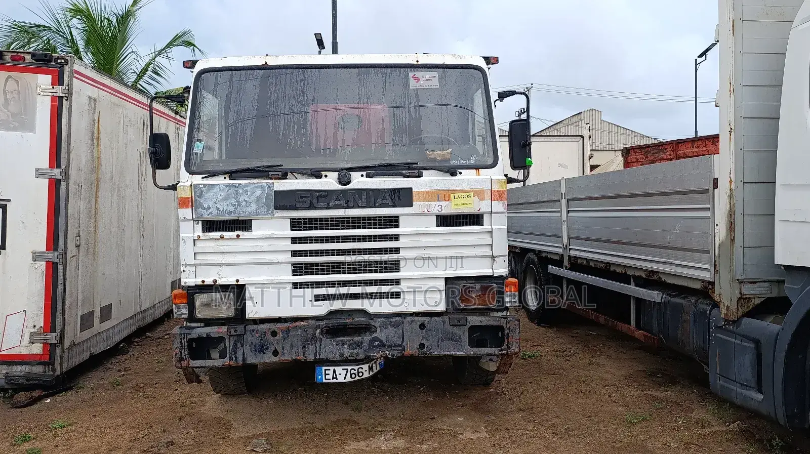 Foreign Used Scania Vehicles Carrier Truck 2002 White