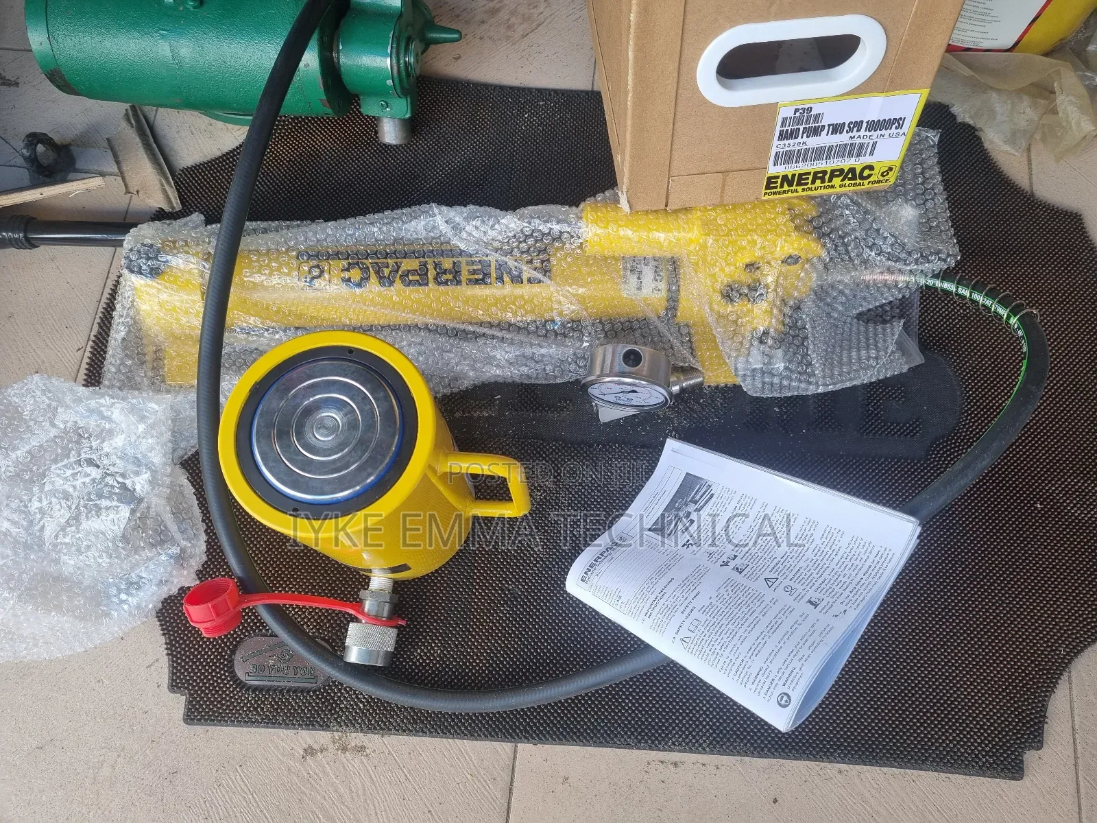 100tons Hydraulic Jack and Pump Complete
Set Enerpac