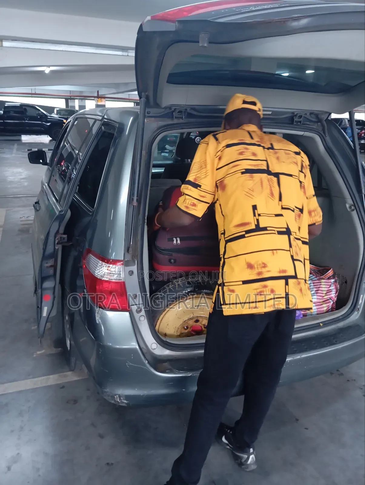 Full Ac Minivan Rental for Airport and Interstate