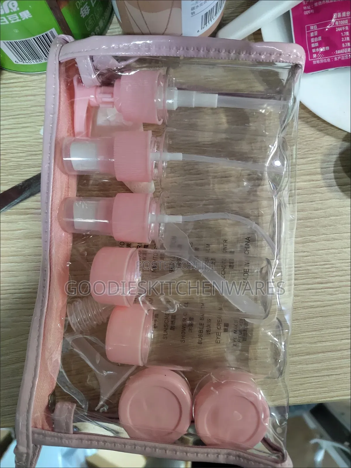 Travel Cosmetic Sets / Travel Bottle
