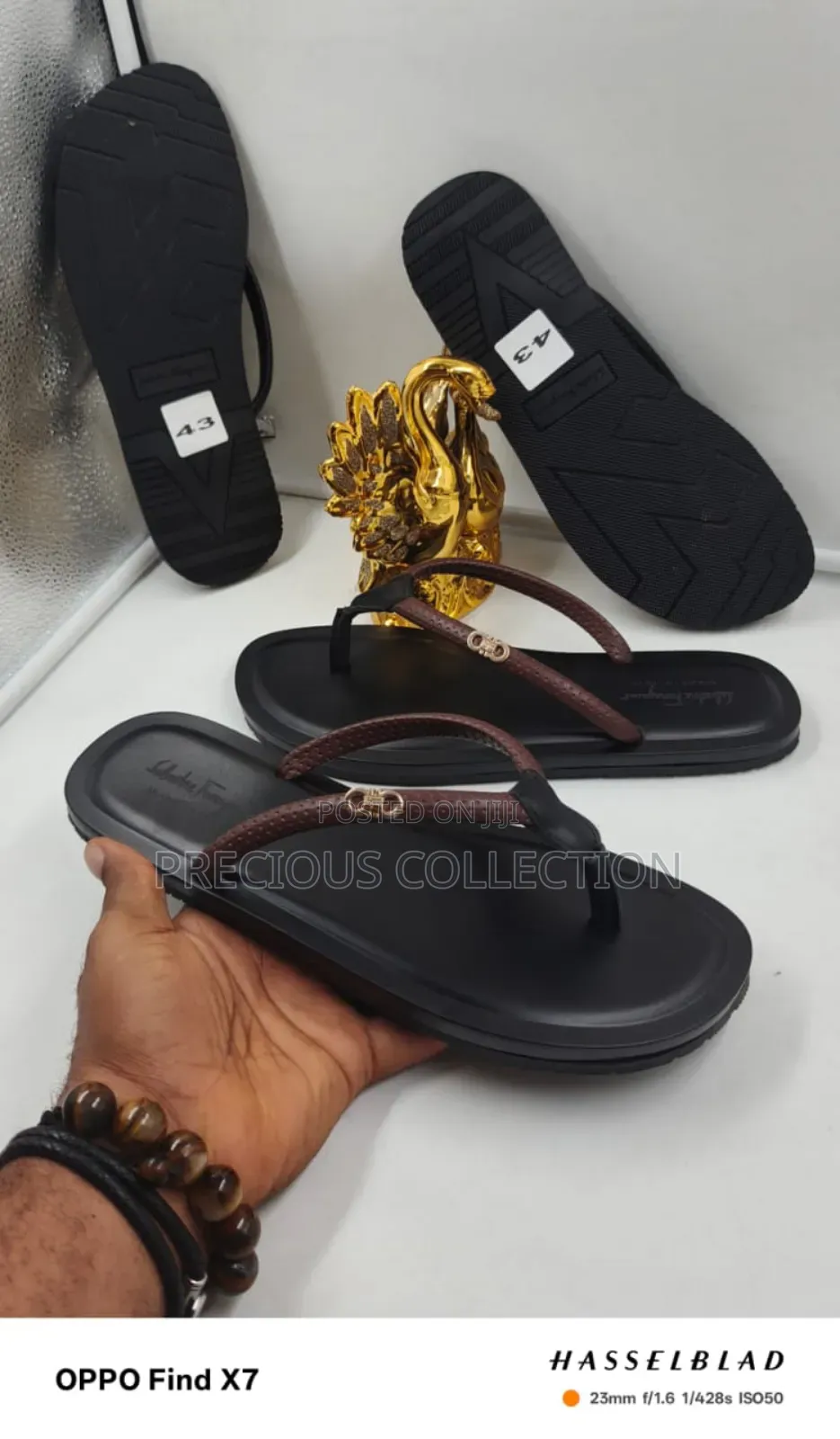 Unisex Ferragamo Sleek Leather Slippers