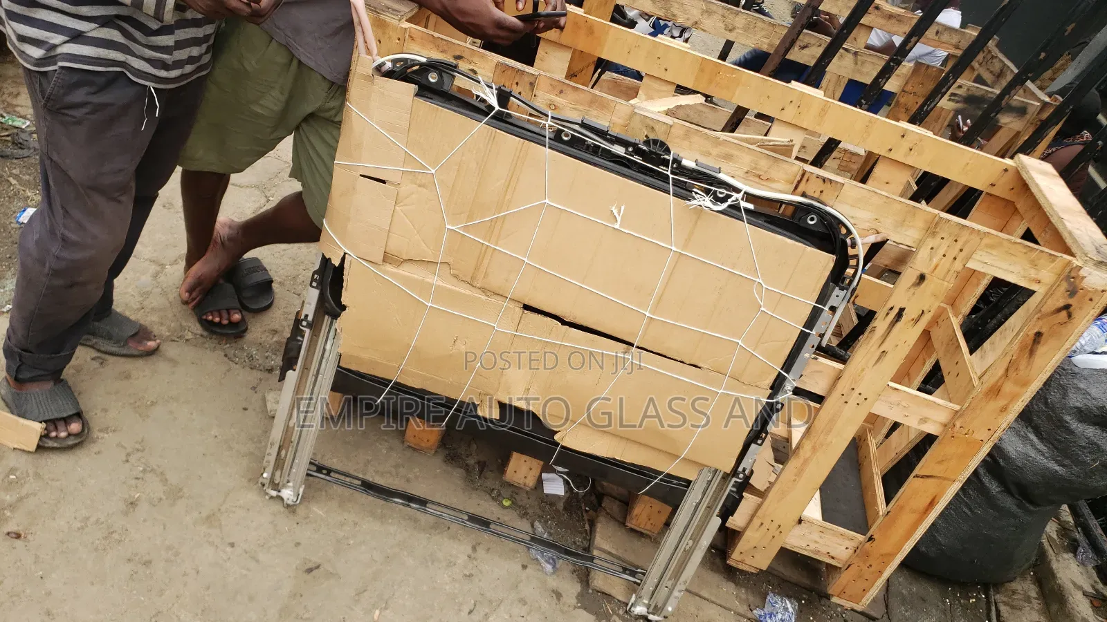 Complete Roof Glass for Es350 2015 Model Available Now