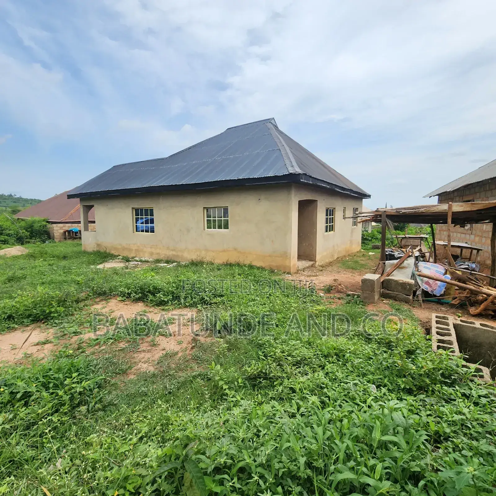 3bdrm Bungalow in Ibadan for sale