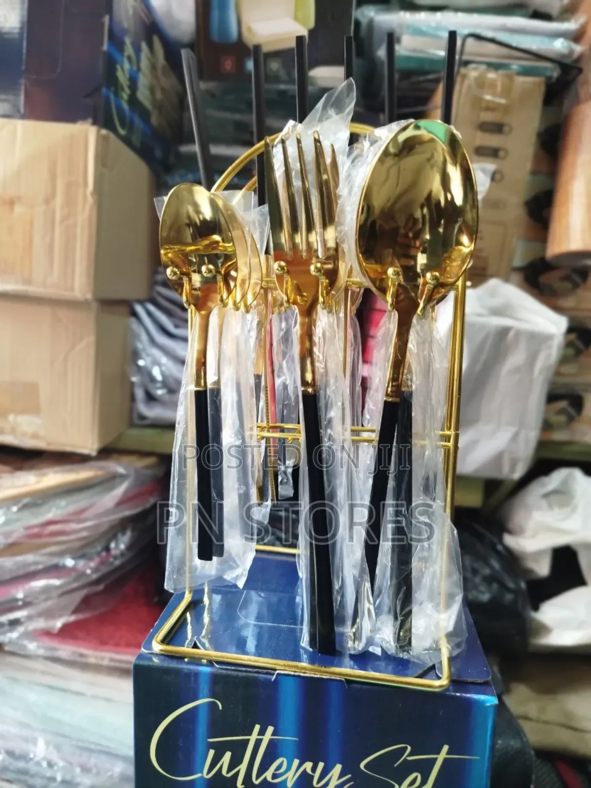 24pcs Quality Gold Spoon, Fork, Knives Set With Black Handle