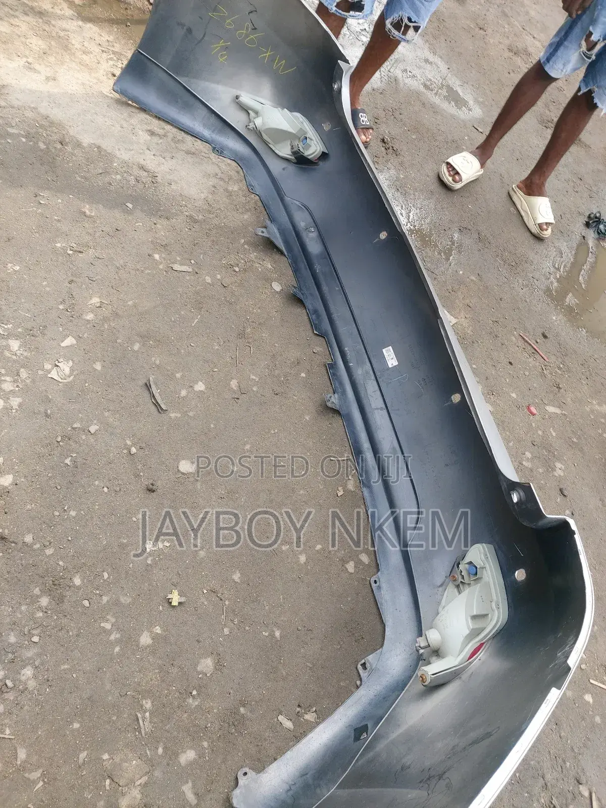 Back Bumper Rx 350 2015 Model