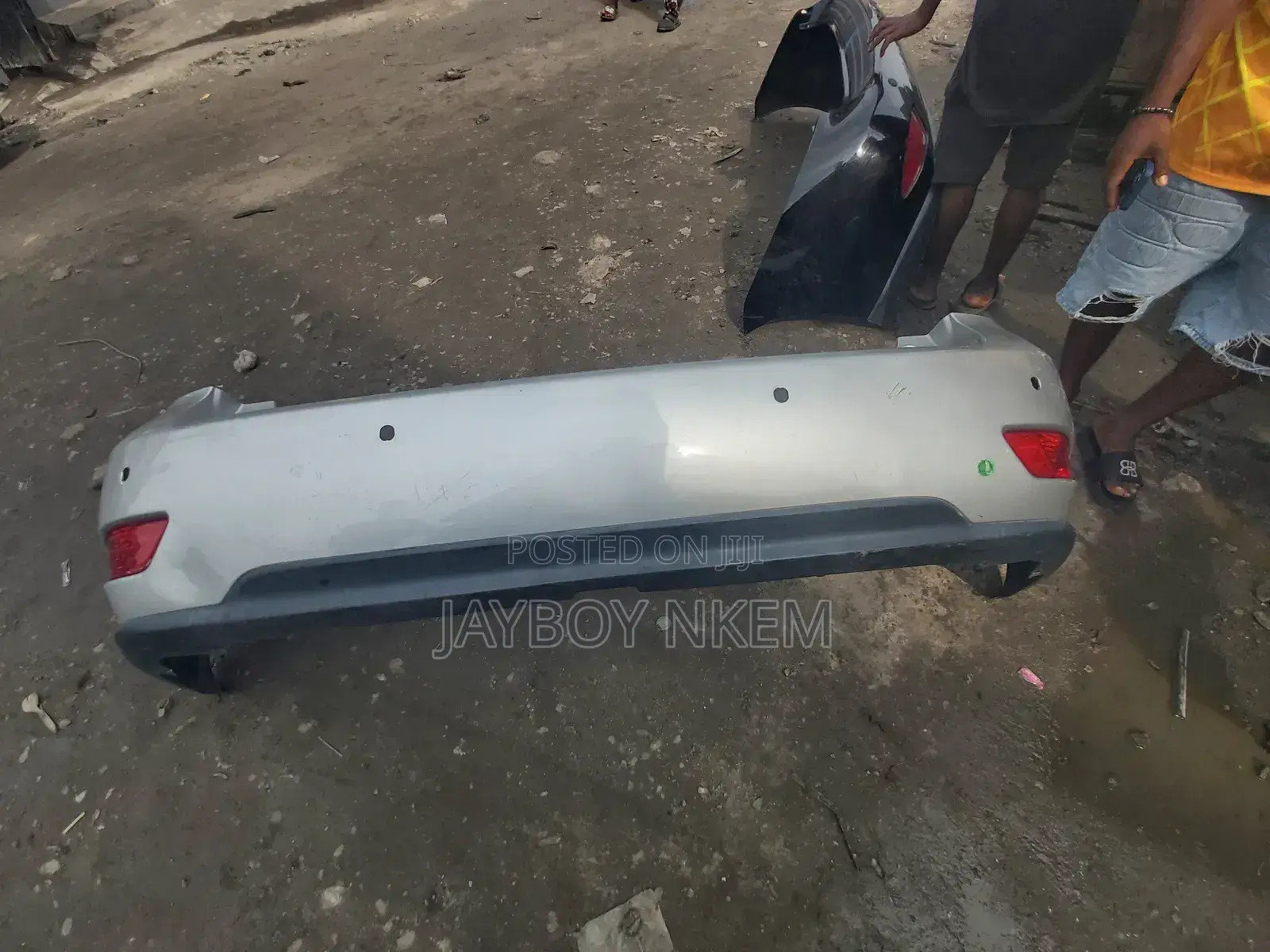 Back Bumper Rx 350 2015 Model