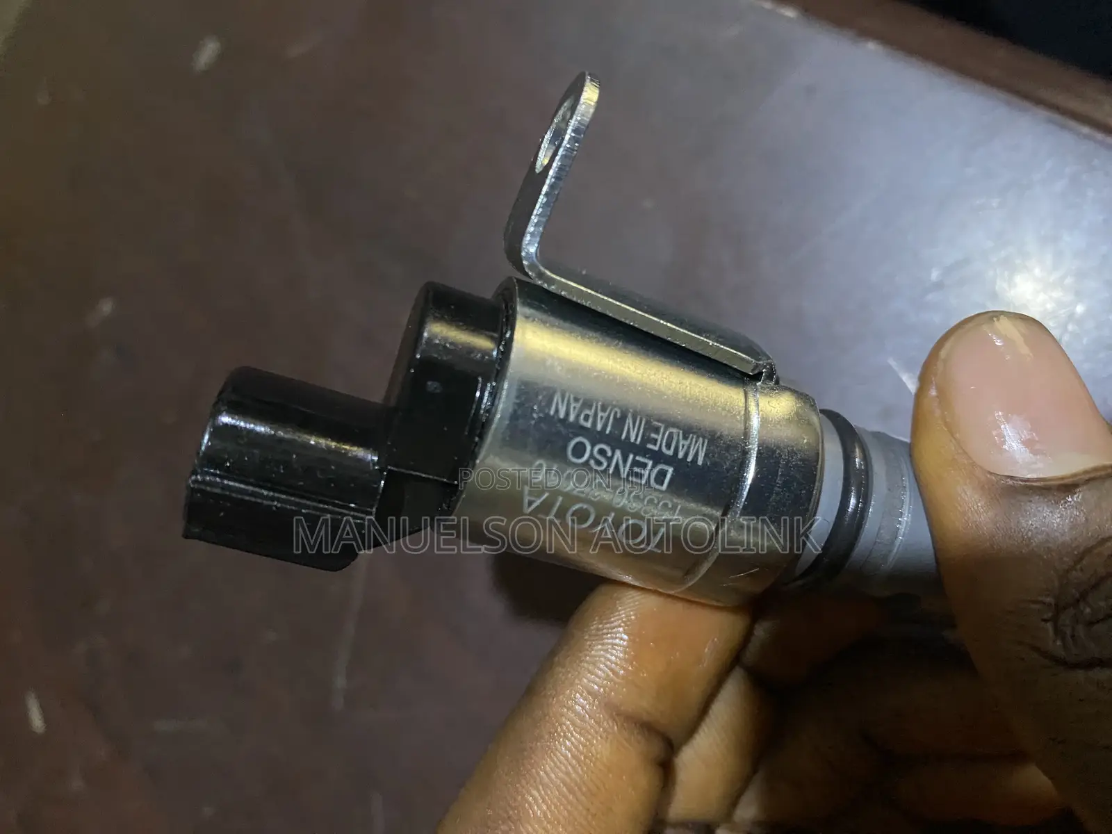 Oil Control Sensor for Corolla,Venza,Prado,Gx460,Lx570,Nx200