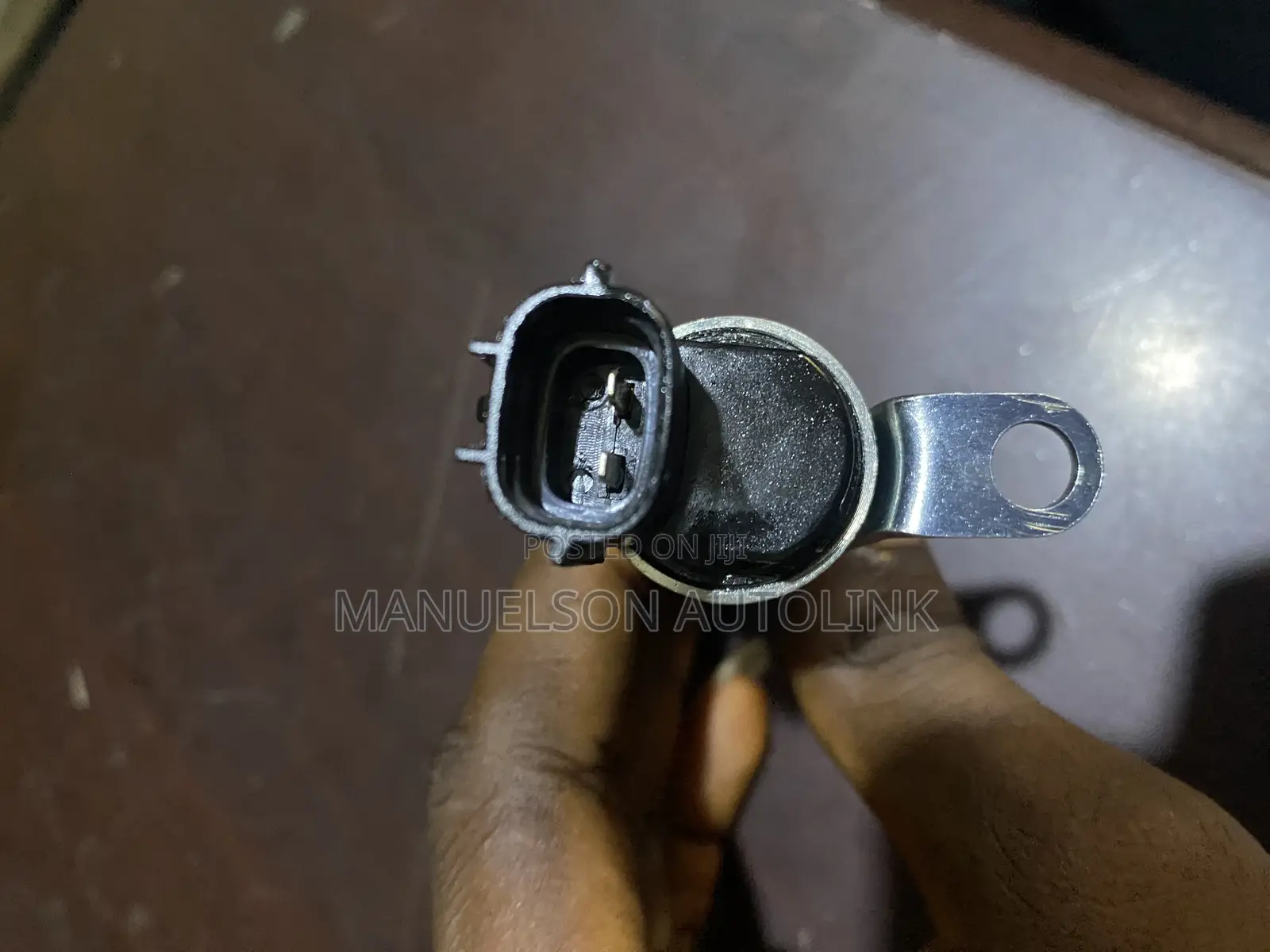 Oil Control Sensor for Corolla,Venza,Prado,Gx460,Lx570,Nx200