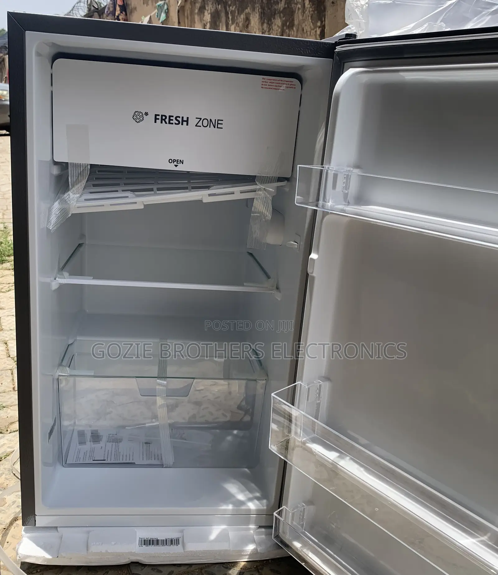 Hisense Single Door Refrigerator 121 Liters Silver Color