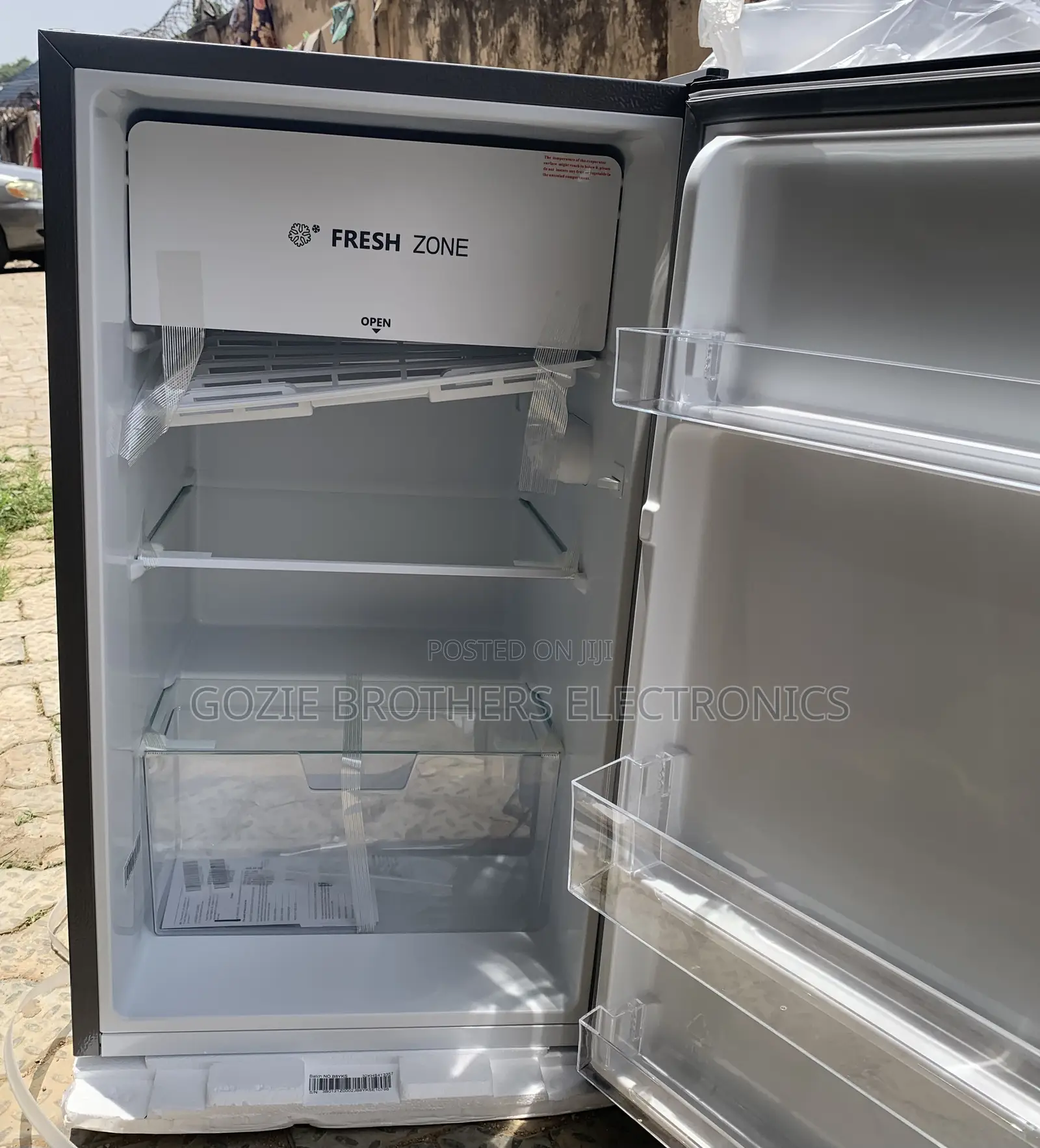 Hisense Single Door Refrigerator 121 Liters Silver Color