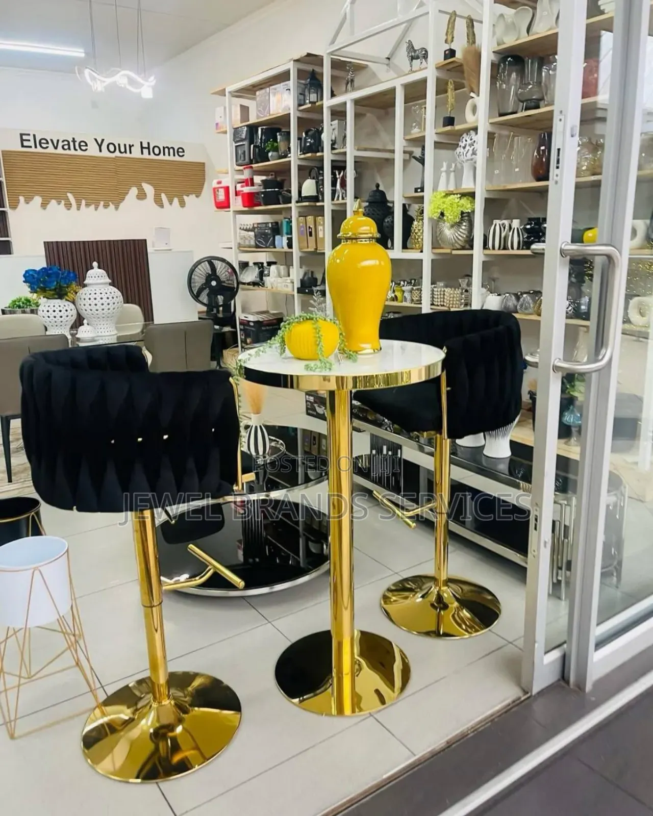 Bar Table With 2 Bar Stools