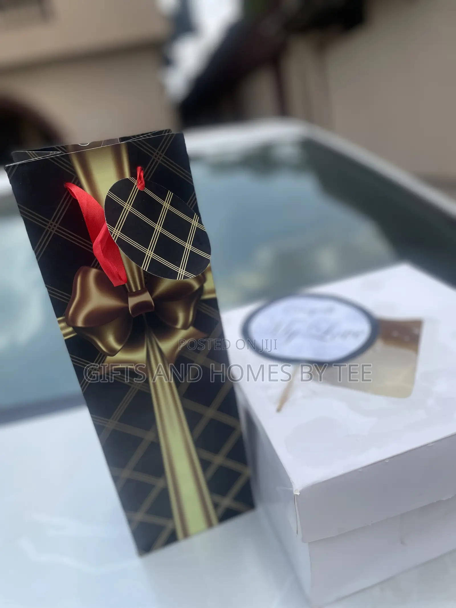 Cake and Wine Gift Package
