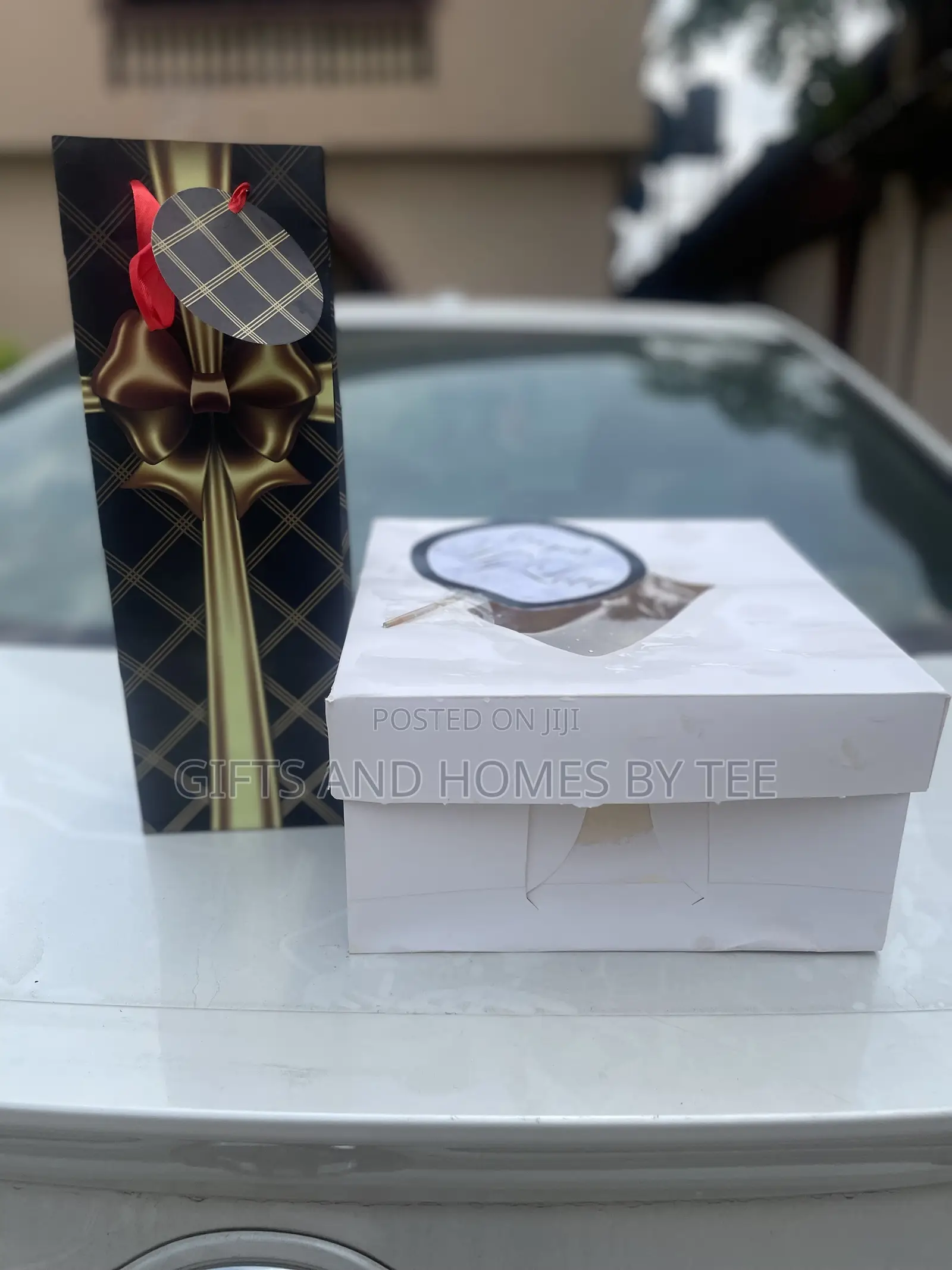 Cake and Wine Gift Package