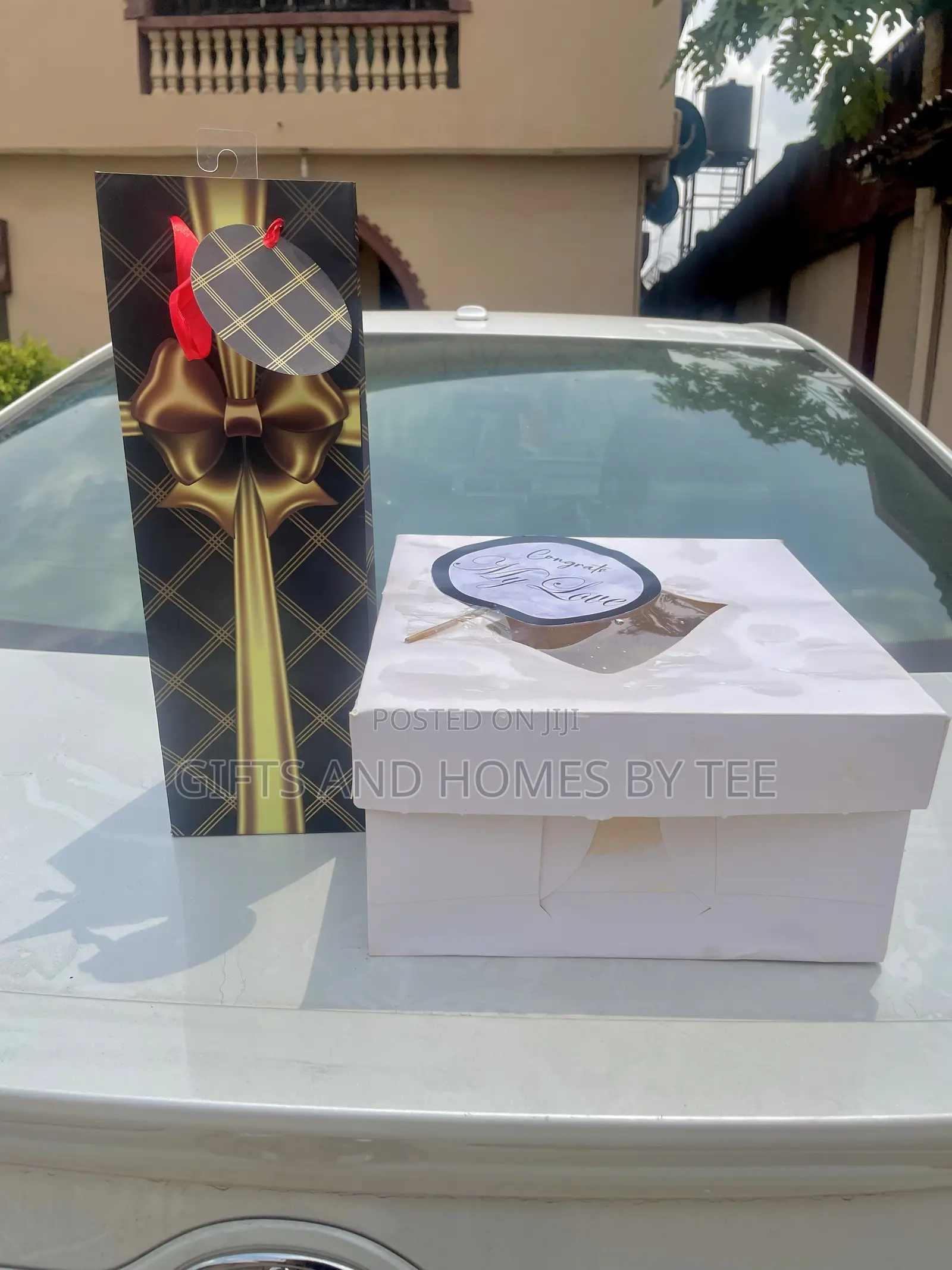 Cake and Wine Gift Package