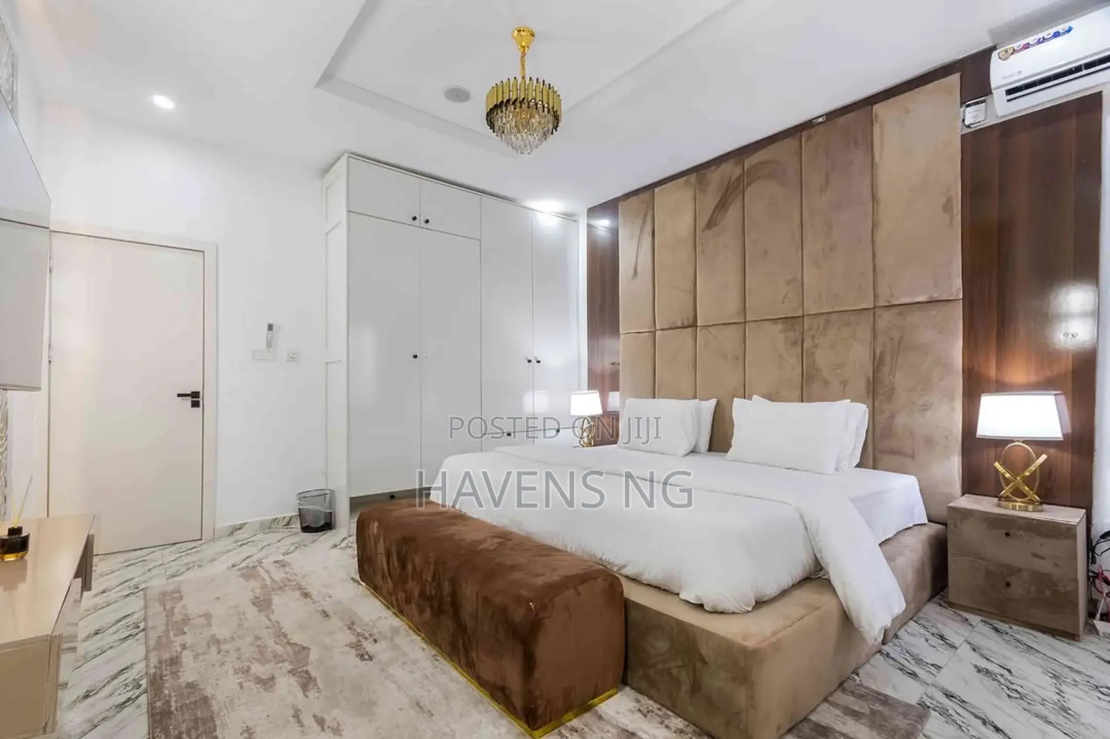 Contemporary 3-Bedroom Apartment in Ikate