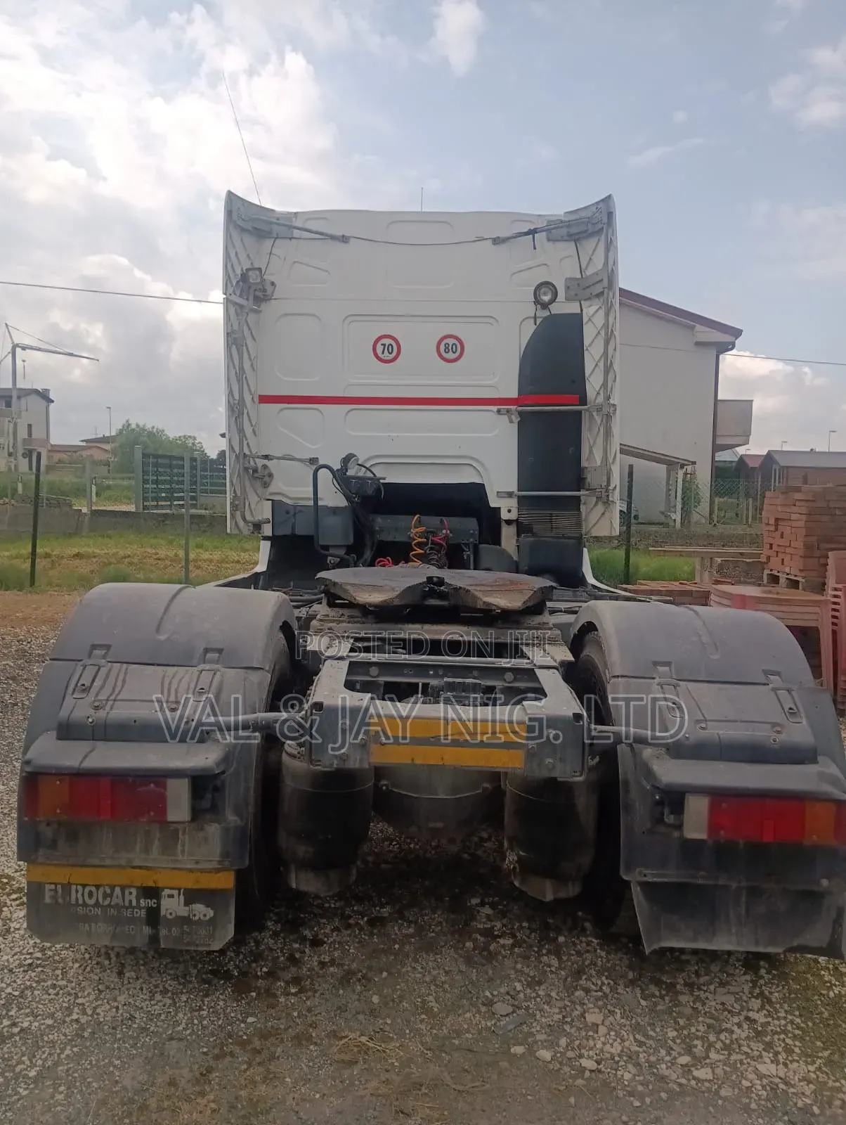 Renault Trailer Head 6 Tyres - Foreign Use - Manual Injector