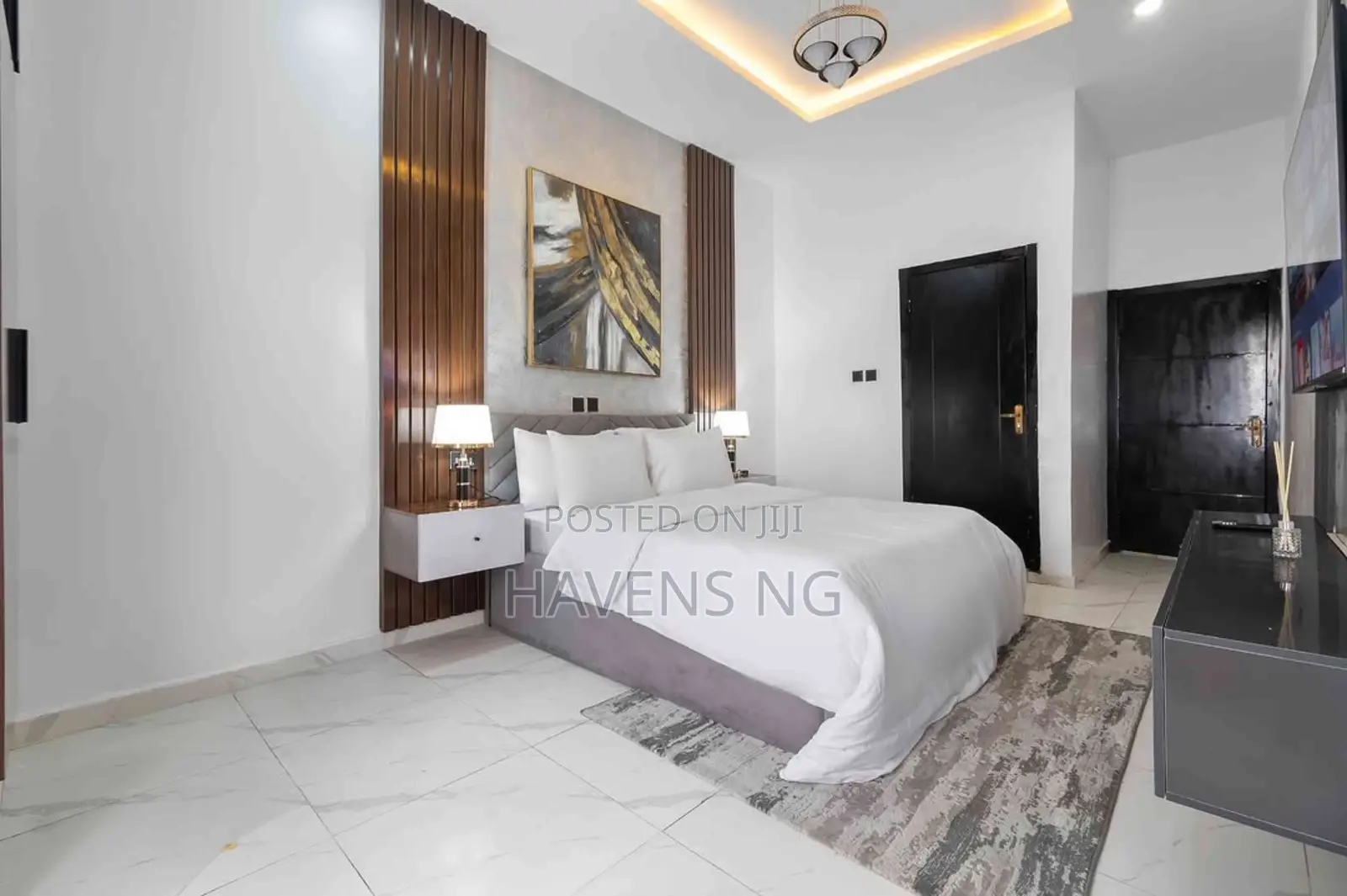 Luxury 2-Bedroom Apartment Off Freedom Way With Pool Gym