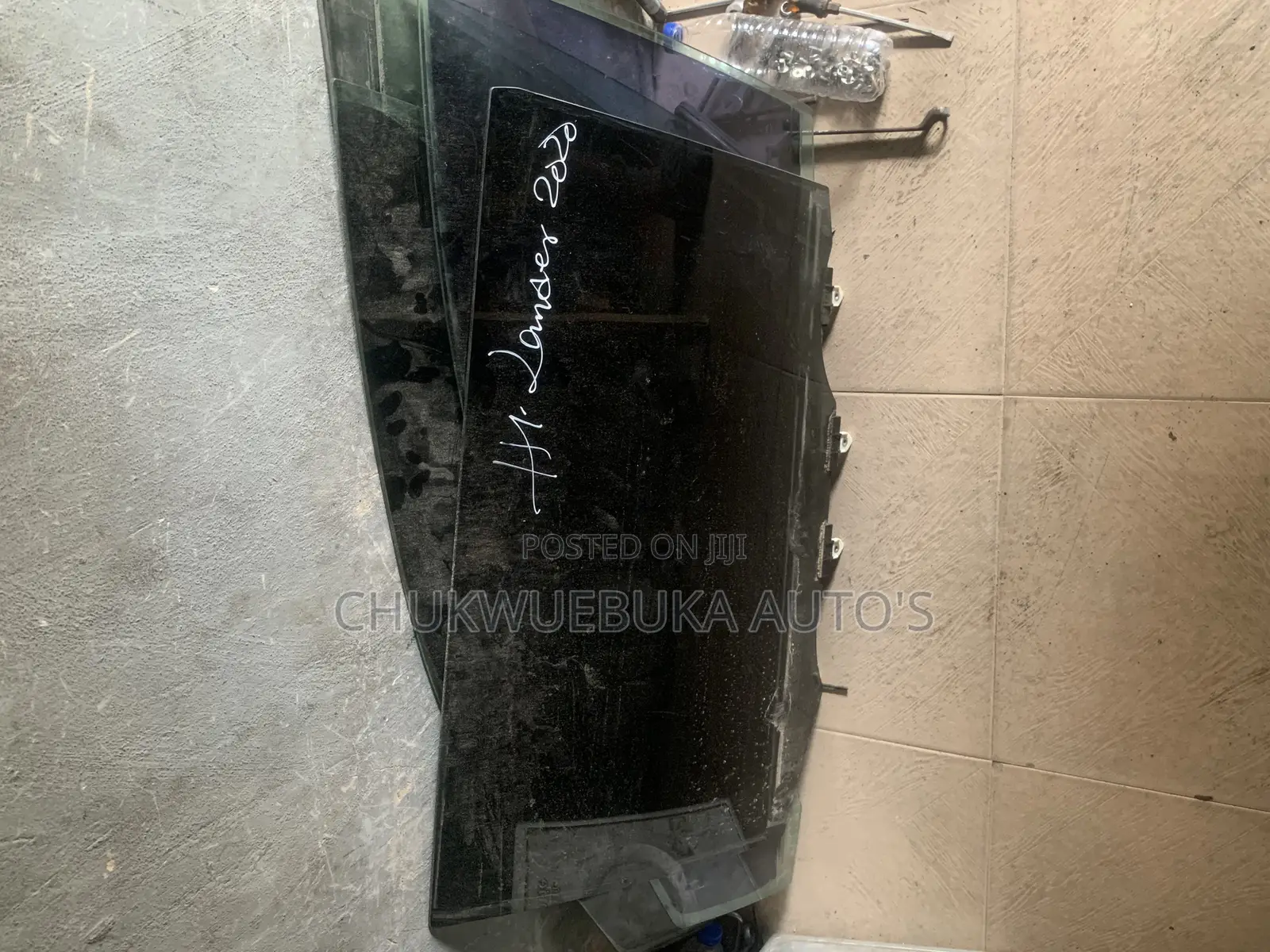 Back Door Glass Highlander 2020