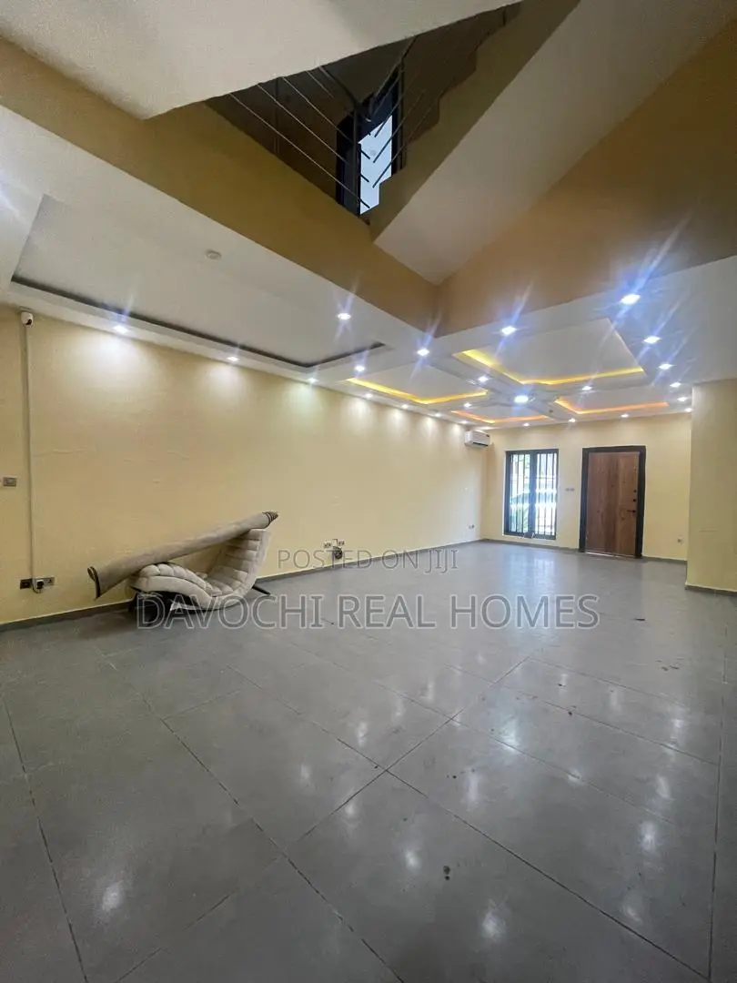 5bdrm Duplex in Vi, Lagos, Victoria Island Extension for rent