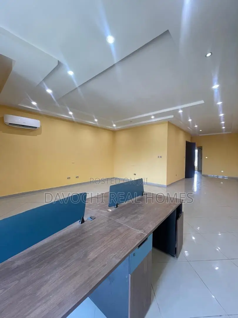 5bdrm Duplex in Vi, Lagos, Victoria Island Extension for rent