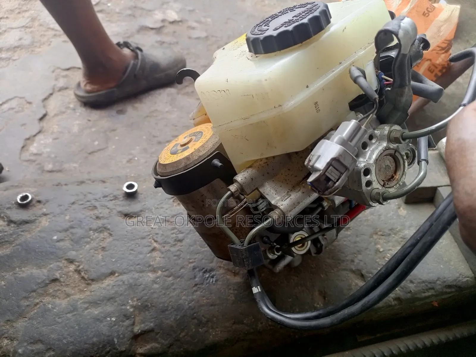 Abs Pump for Lexus Car Es 300