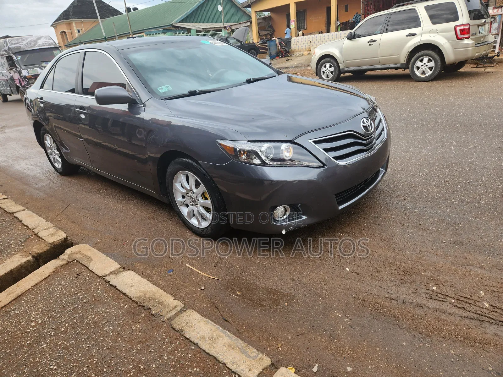 Toyota Camry LE 4dr Sedan (2.5L 4cyl 6AM) 2010 Matt Black