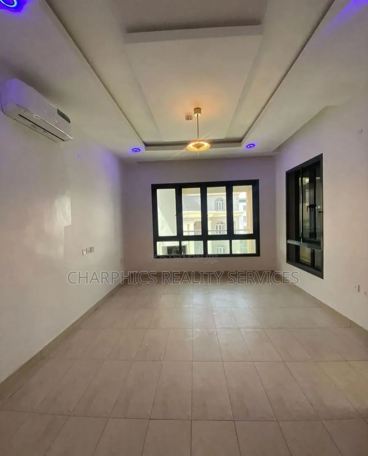 4bdrm Duplex in Banana Island for rent