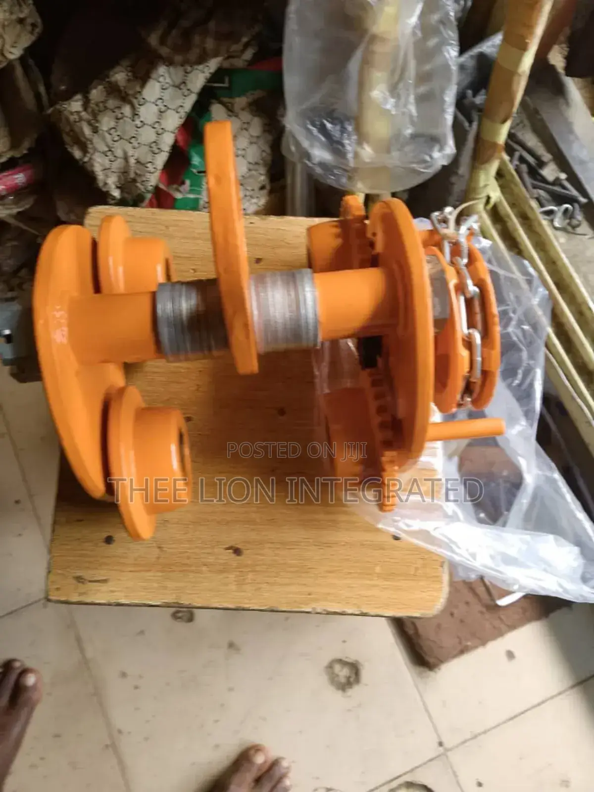 New Geared Trolley Suspended Hoist
