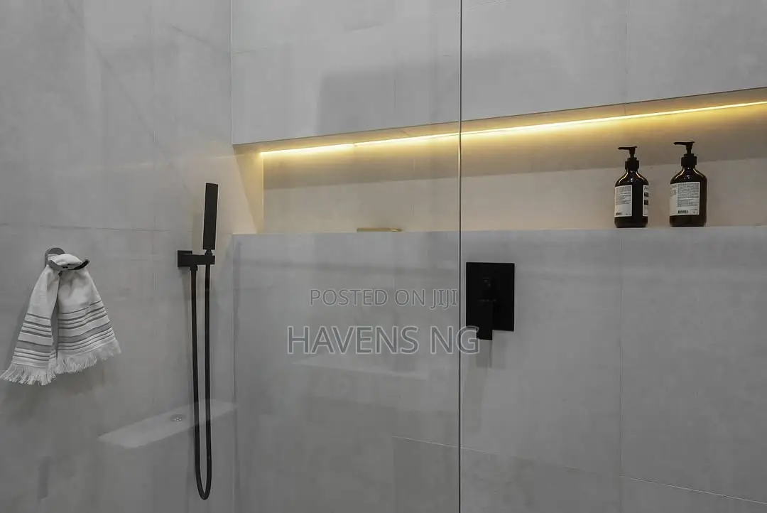 Contemporary 2 Bedroom Massionate in Lekki