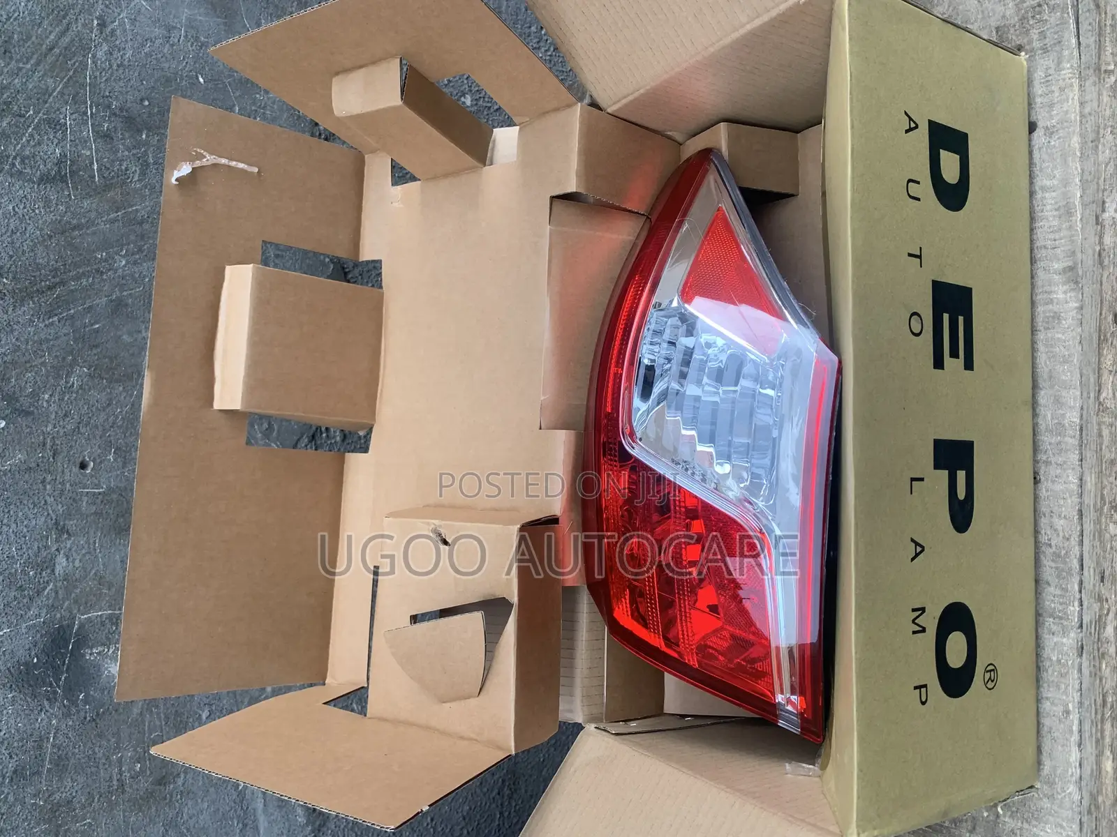 Rear Light Es 350 2010 Set.