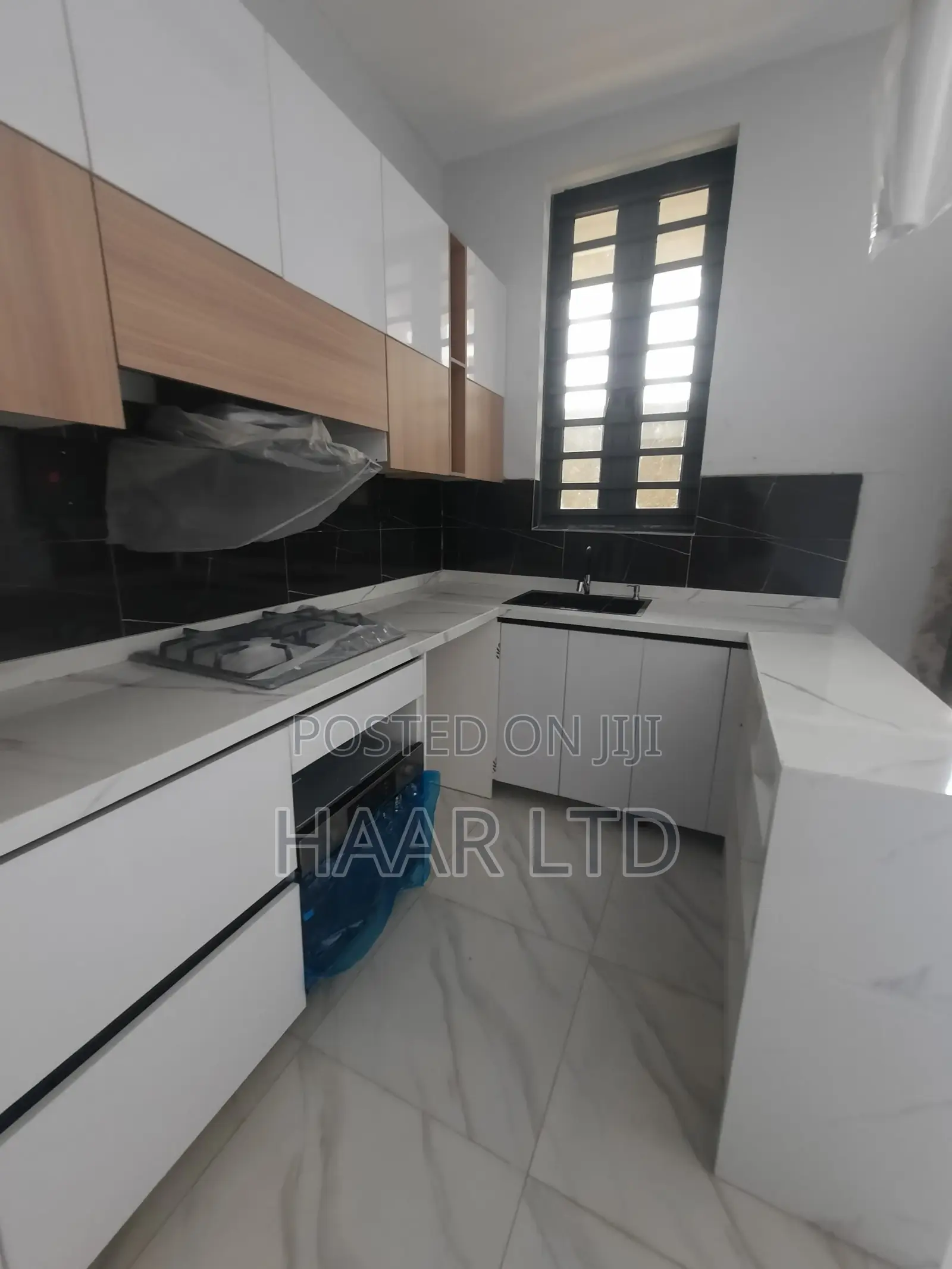 2bdrm Apartment in Ikate-Elegushi for sale
