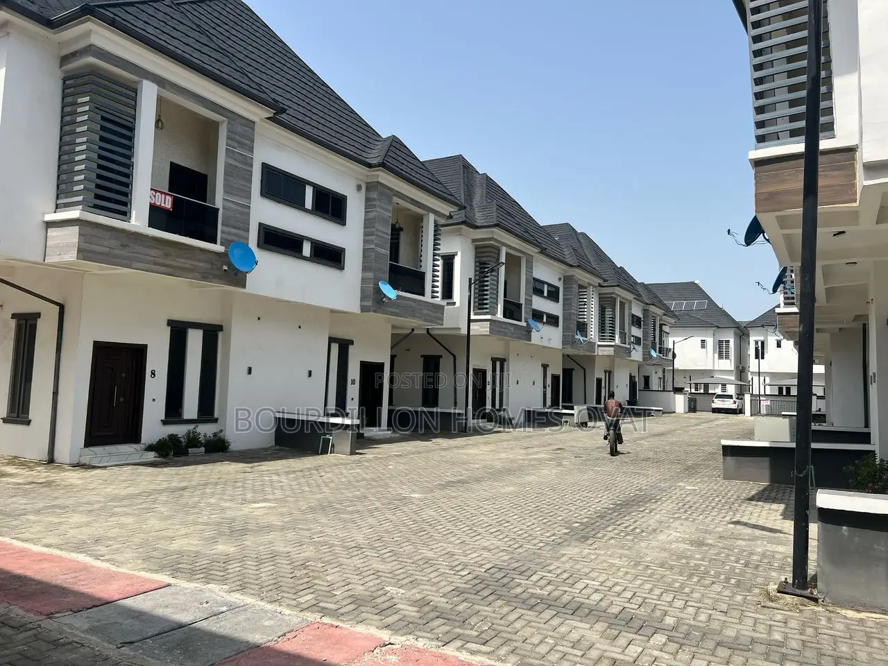 4bdrm Duplex in Lekki for rent