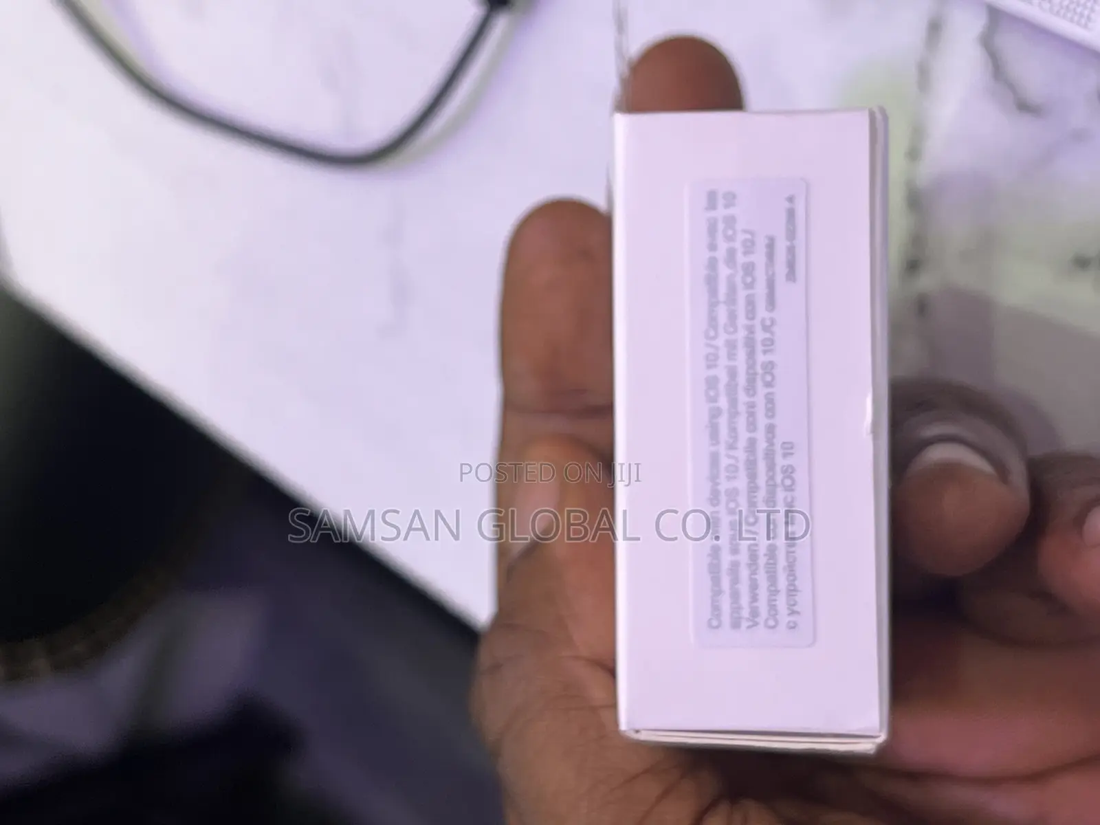 iPhone Earpods(Earpiece) With Lightning Connector