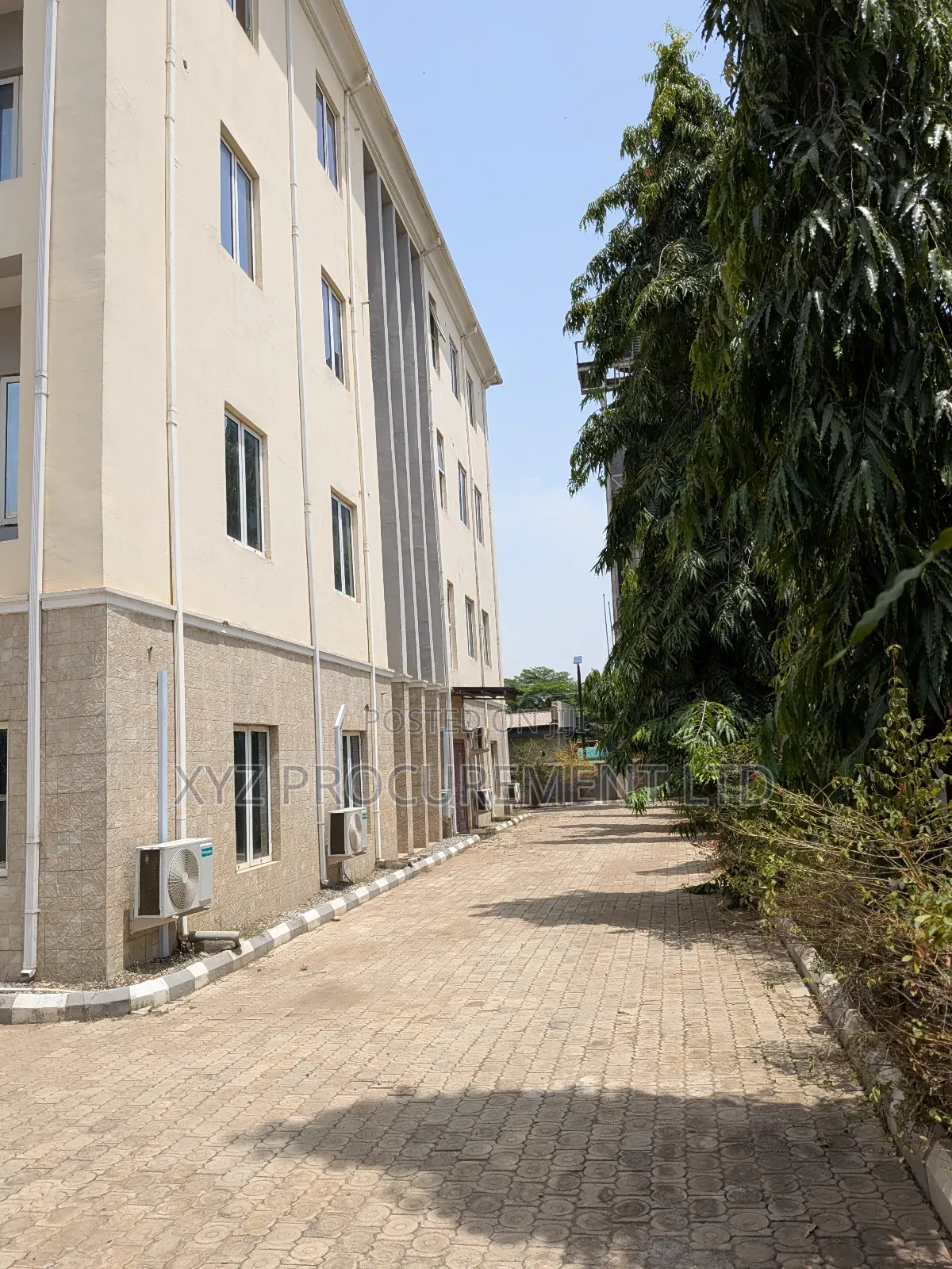 Corporate Office Building for Lease in Jabi
