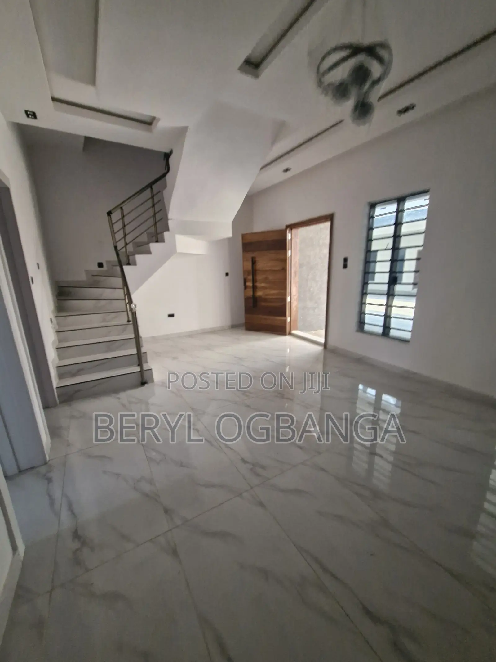 4bdrm Duplex in Ikota for sale