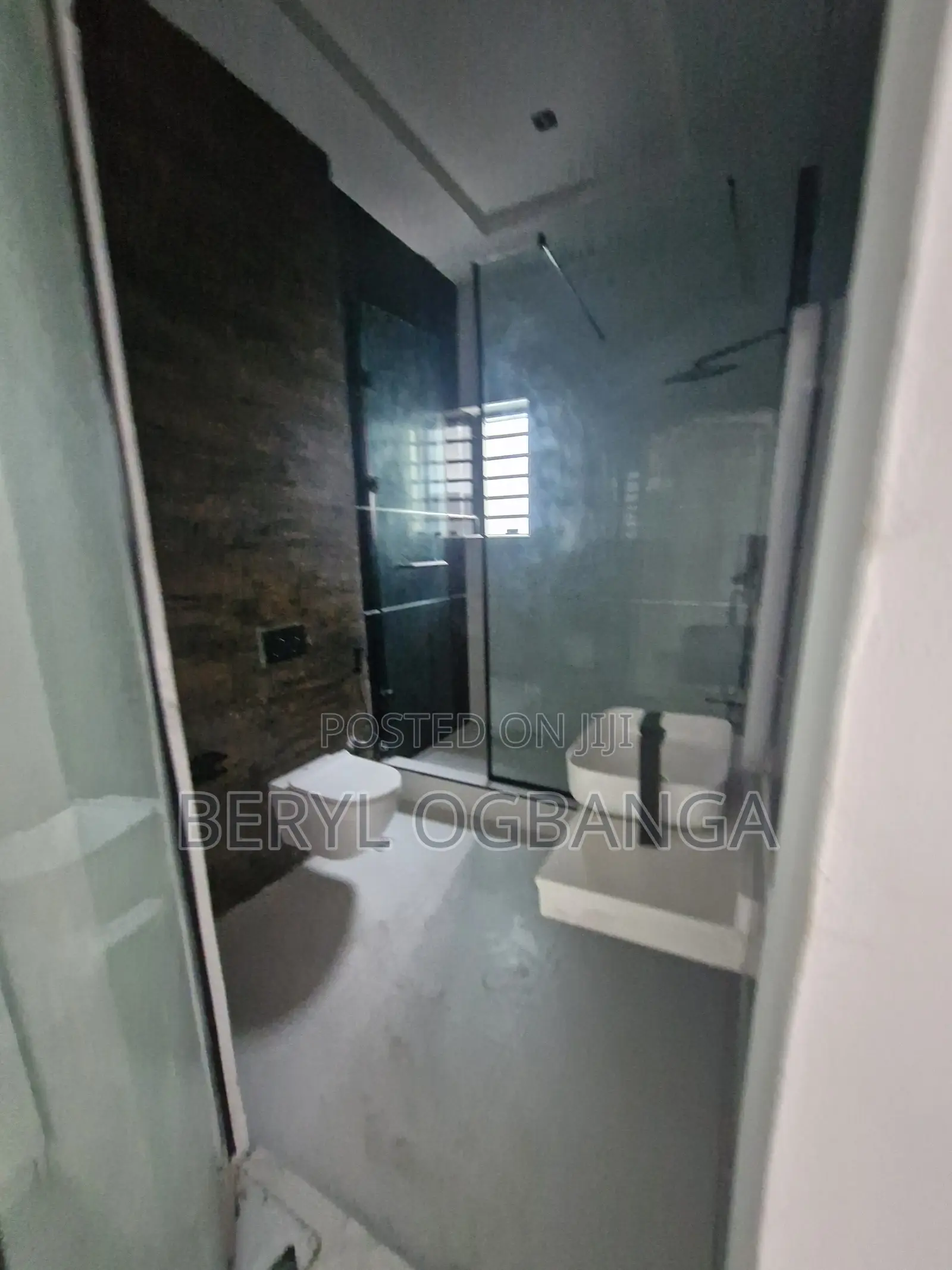 4bdrm Duplex in Ikota for sale