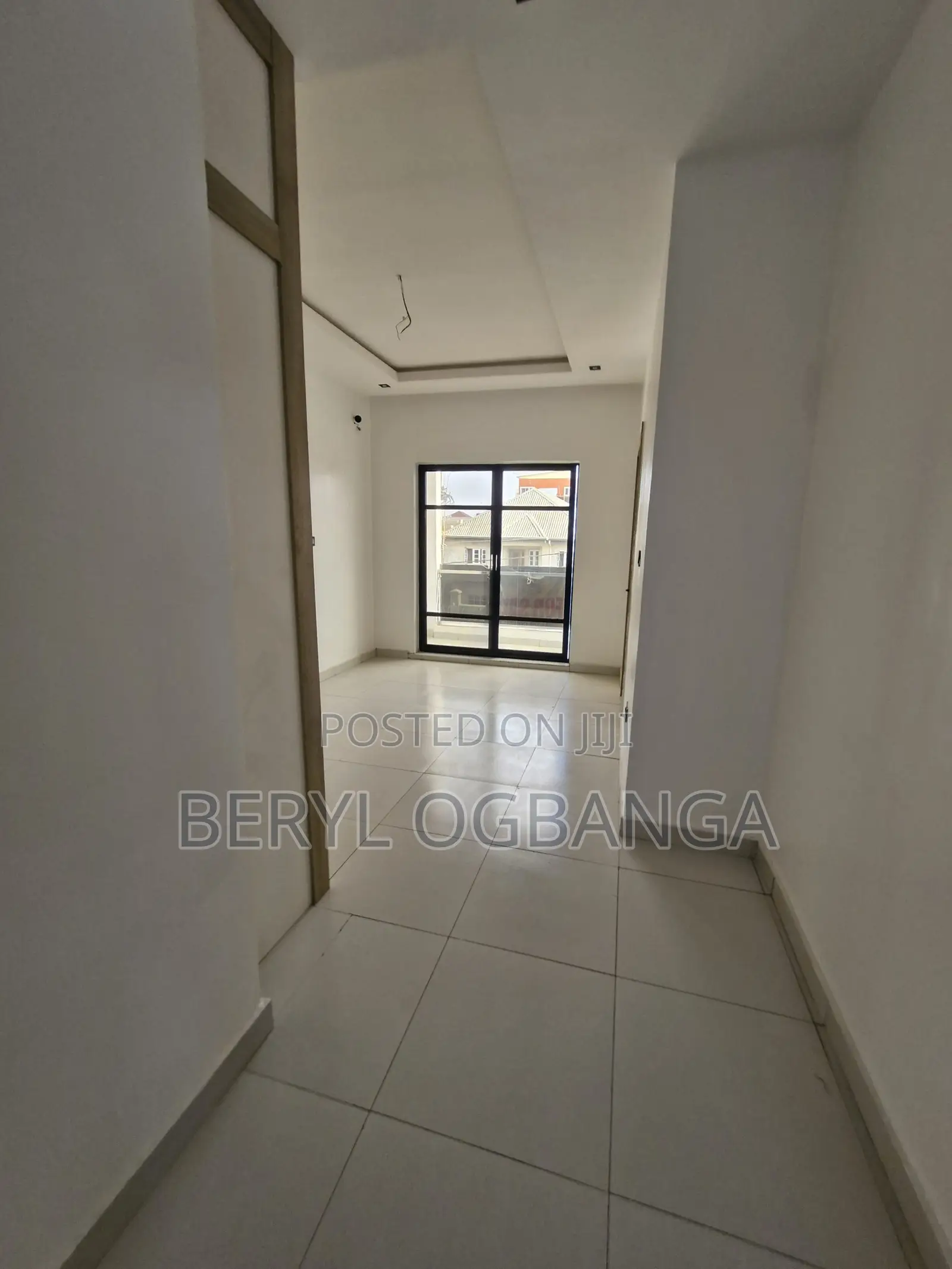 2bdrm Block of Flats in Ologolo for sale