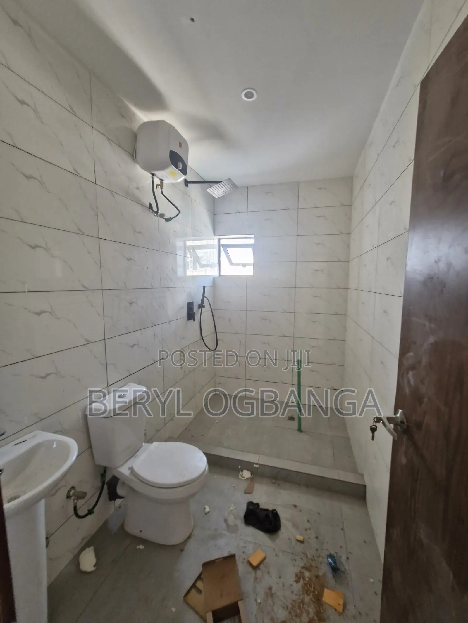 4bdrm Duplex in Ikota for sale