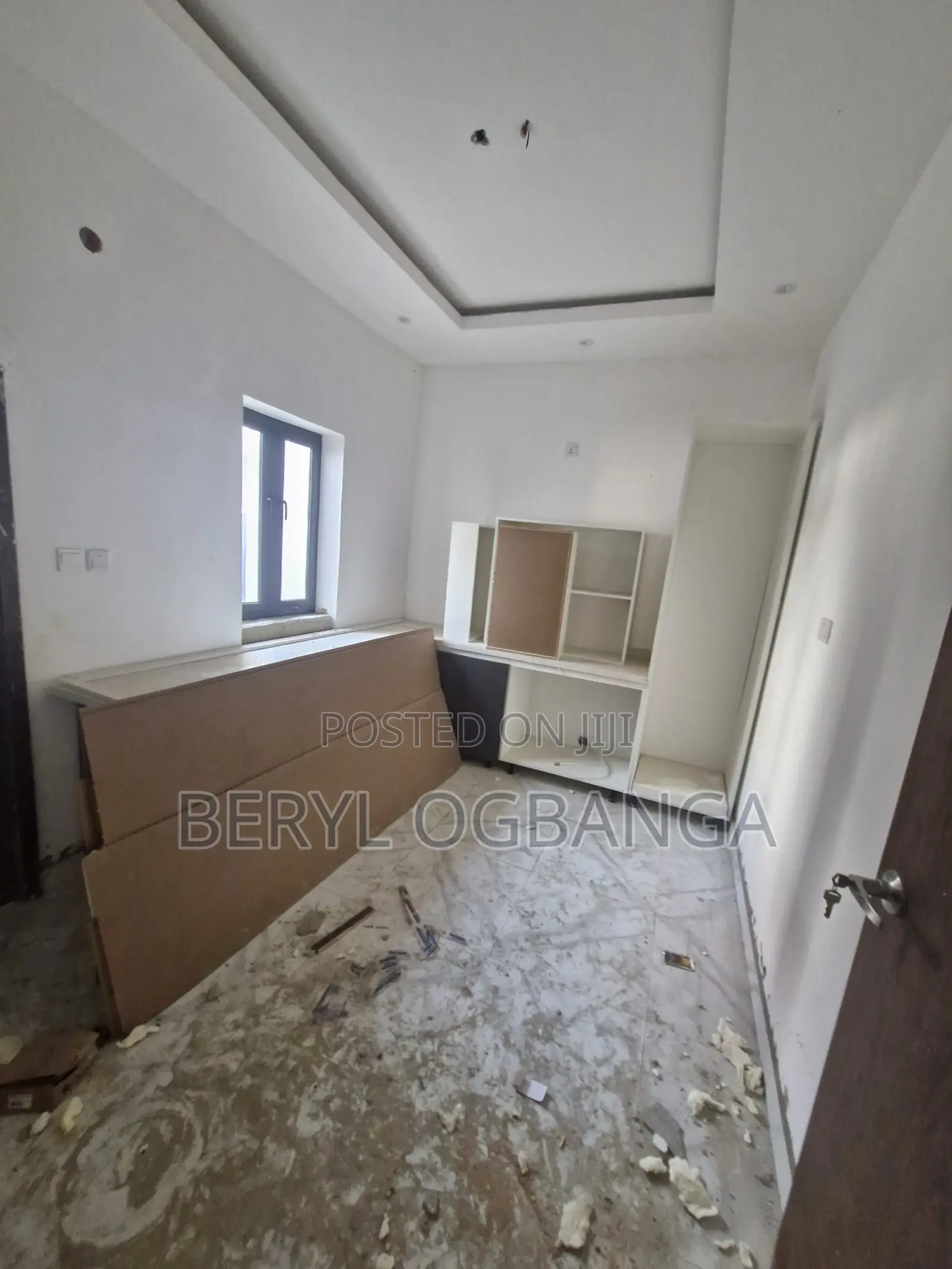 4bdrm Duplex in Ikota for sale