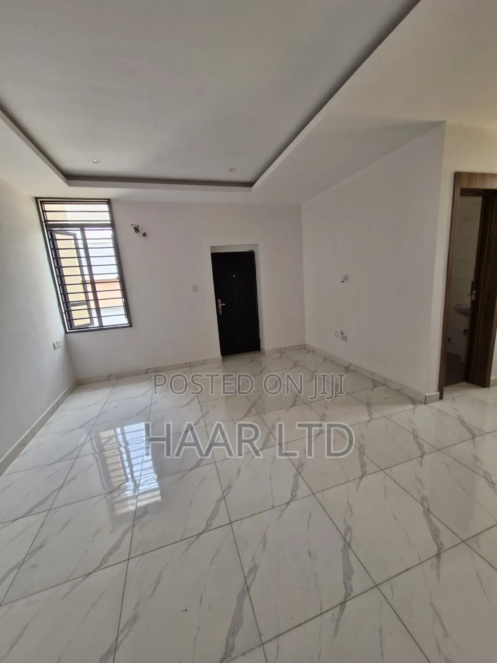 4bdrm Townhouse/Terrace in Ikate for sale