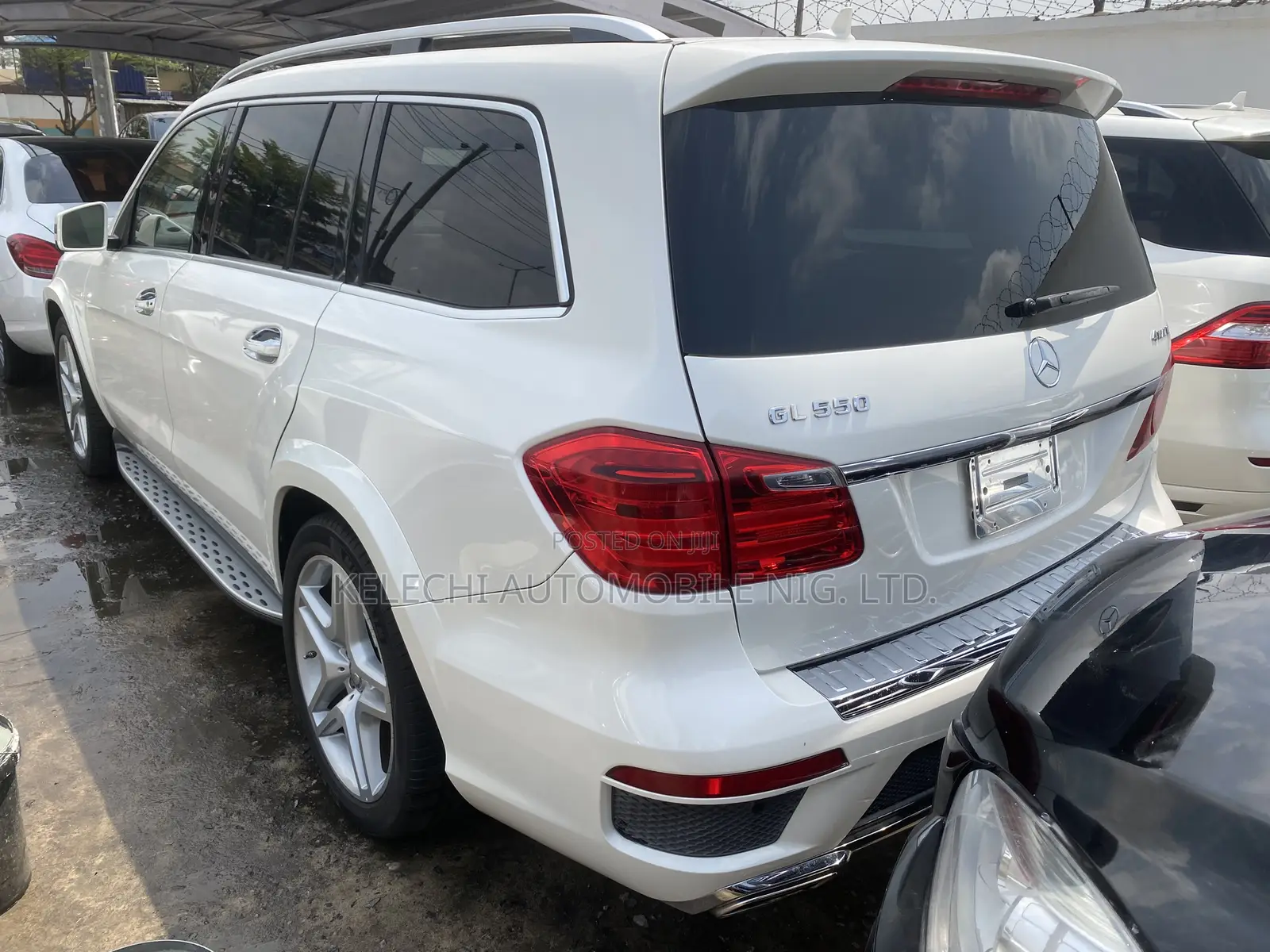Mercedes-Benz GL-Class GL 550 2013 White