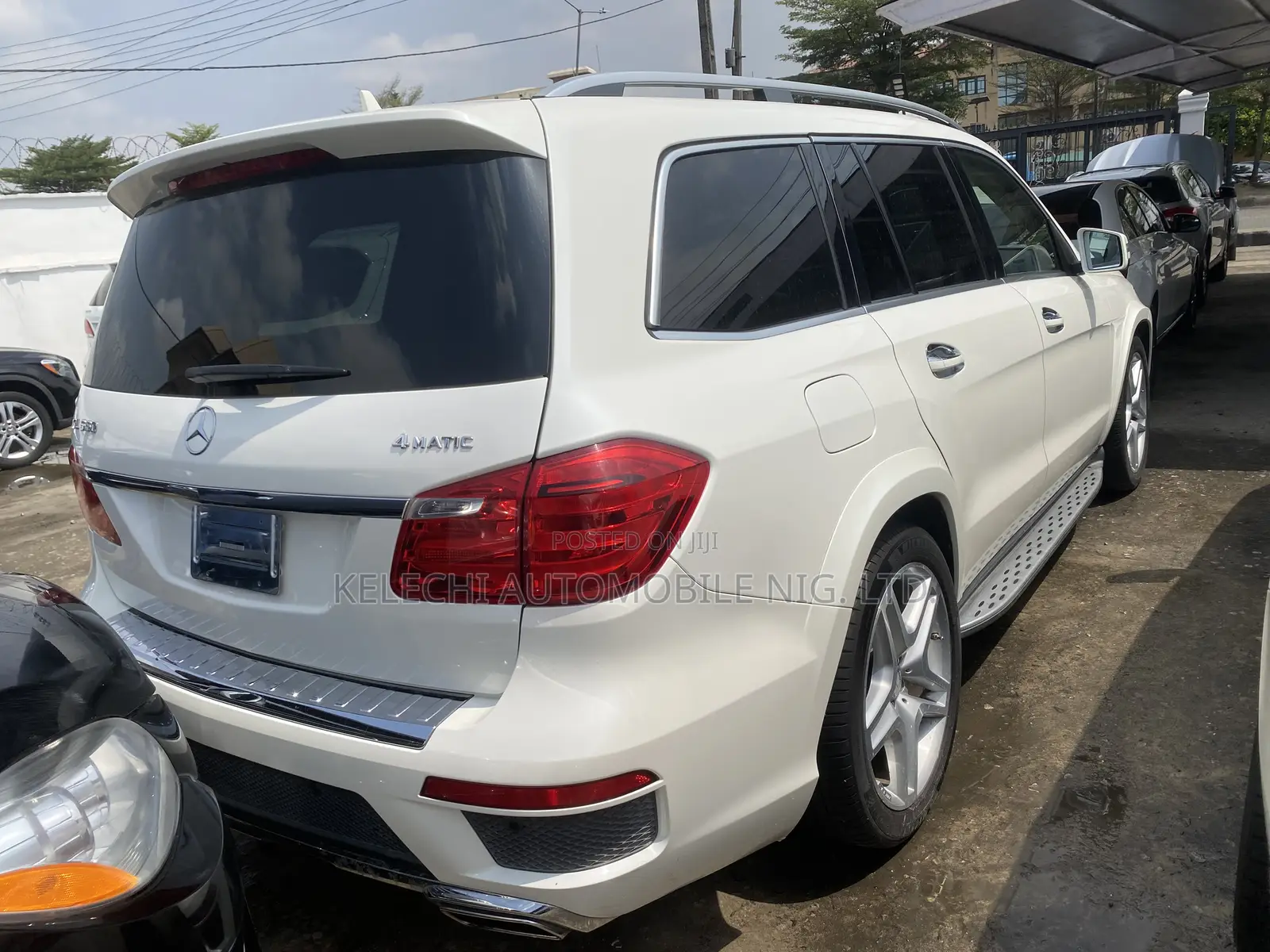 Mercedes-Benz GL-Class GL 550 2013 White