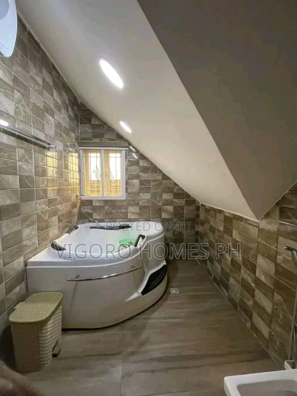 Furnished 5bdrm Duplex in Ozuoba, Port-Harcourt for sale