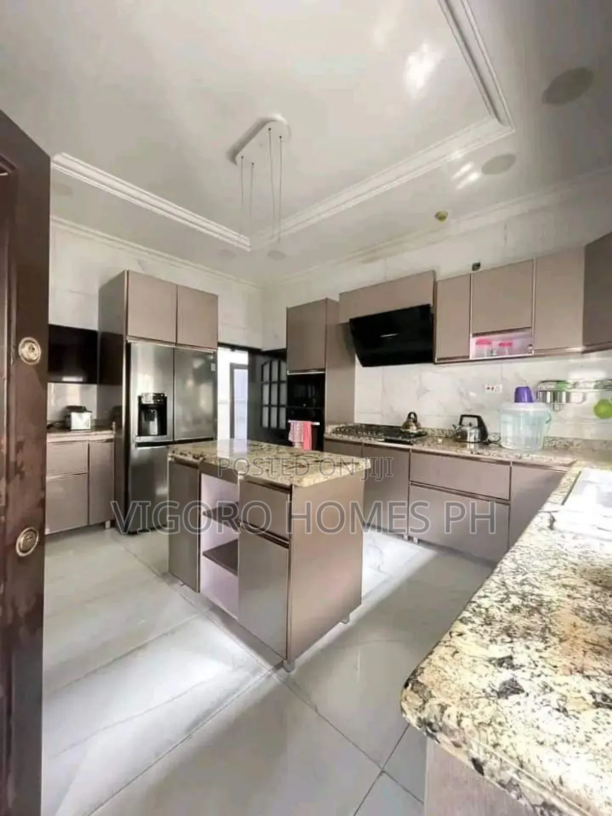 Furnished 5bdrm Duplex in Ozuoba, Port-Harcourt for sale