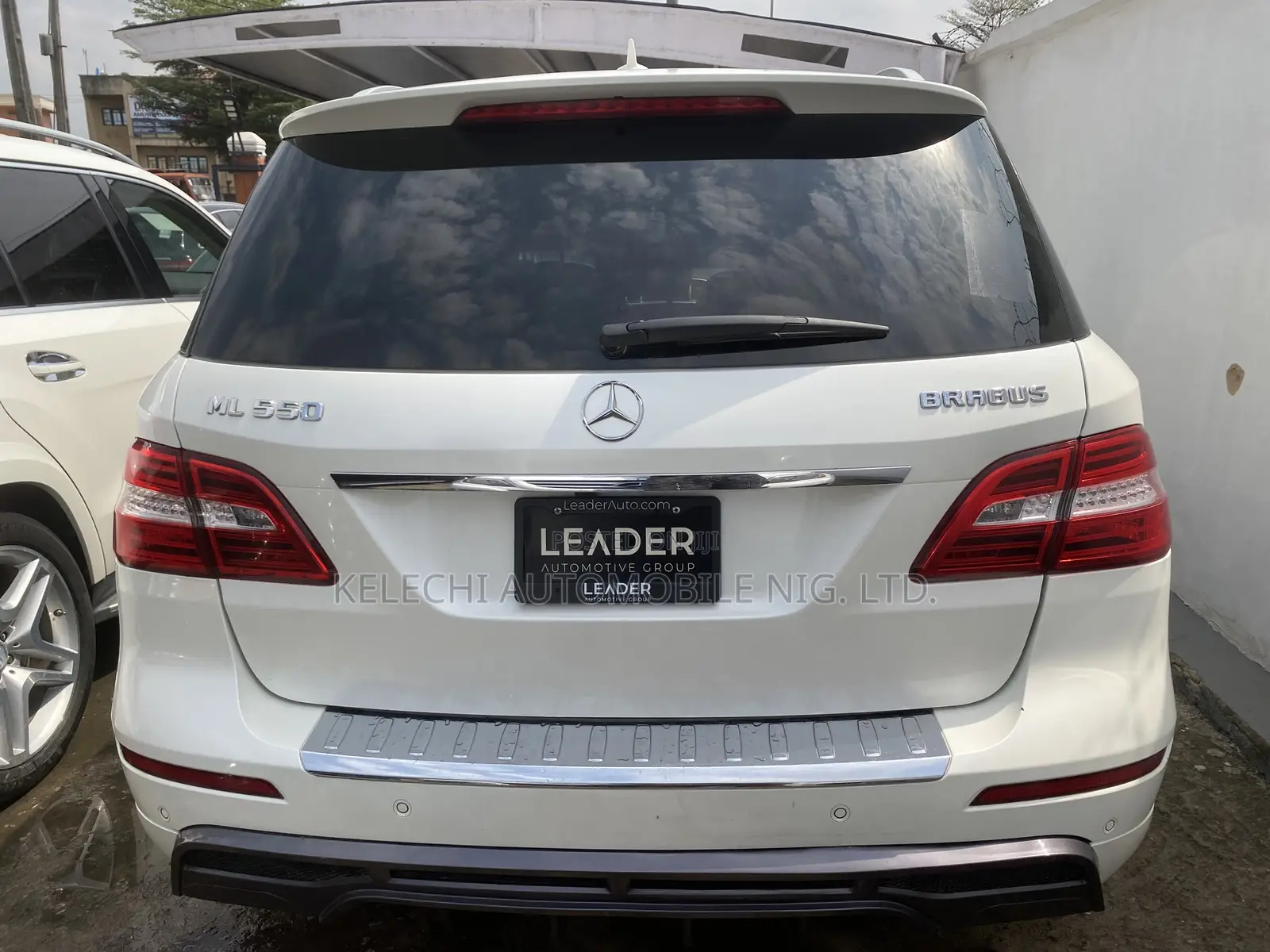Mercedes-Benz M Class ML 550 4Matic 2013 White