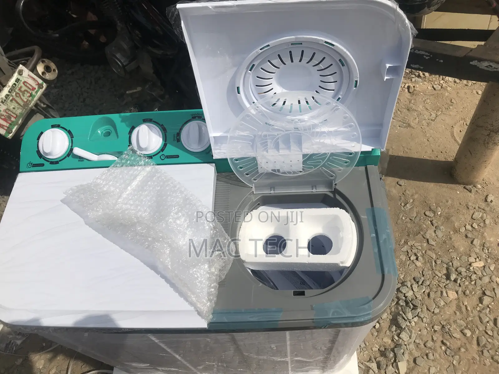 Hisense Twin Tube 7.5kva Washing Machine.