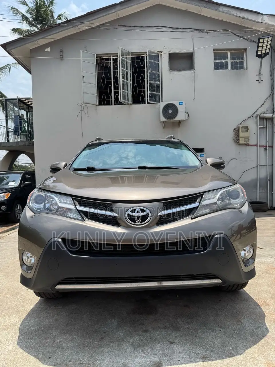 Toyota RAV4 Limited 4dr SUV AWD (2.5L 4cyl 6A) 2015 Gray