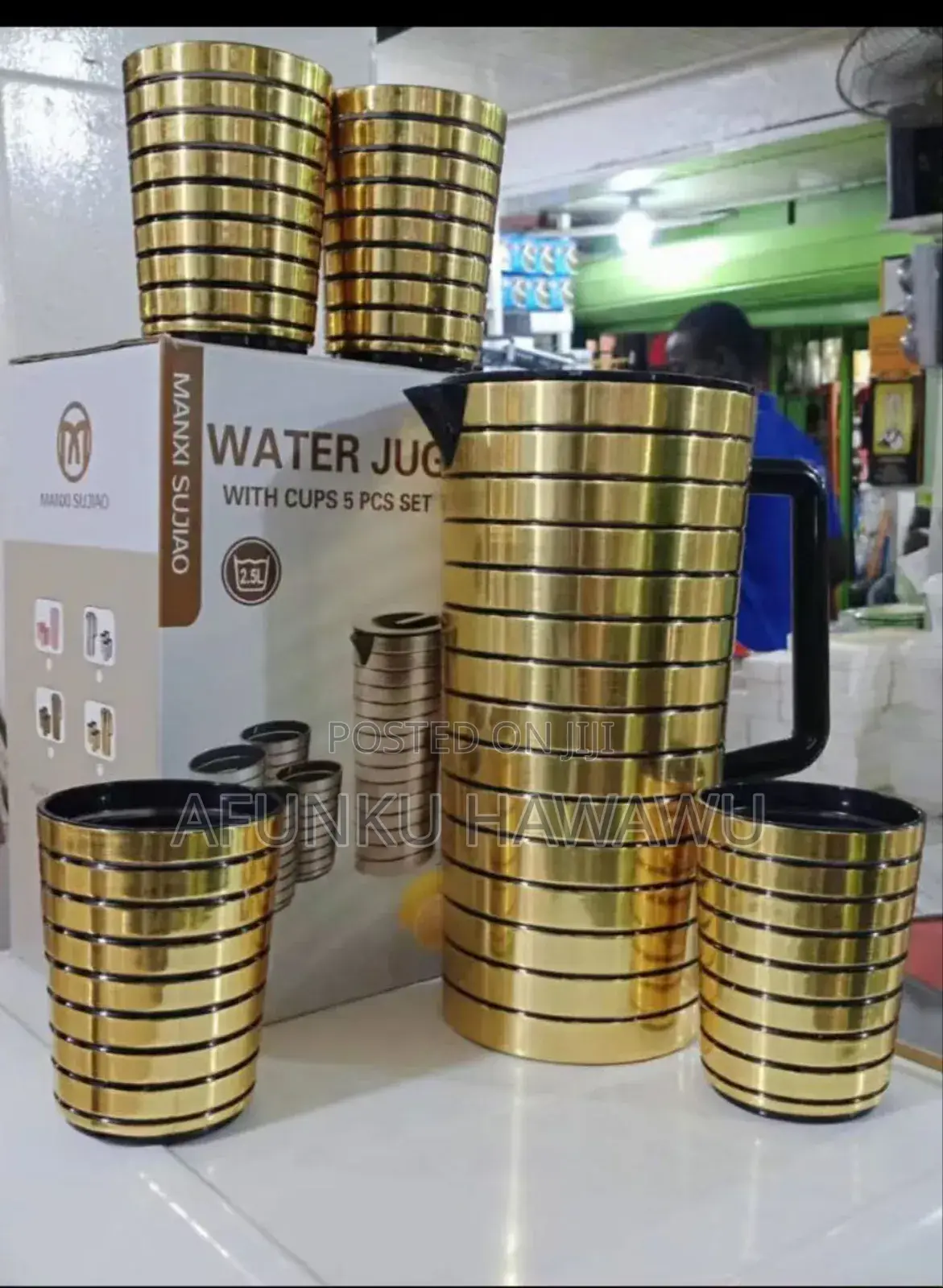 Gold Design Acrylic Water Jug With 4 Cups