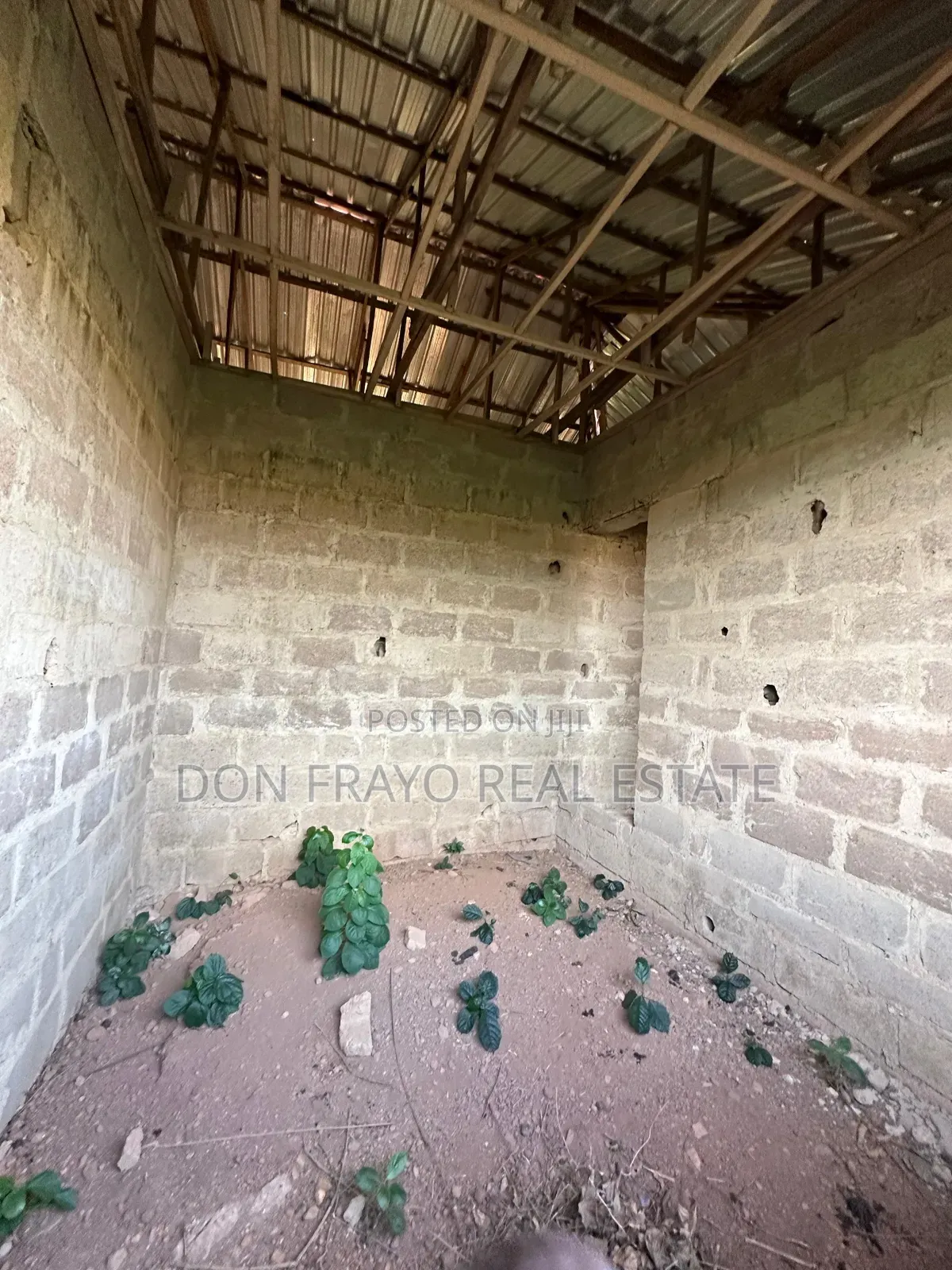 6bdrm Block of Flats in Awotan Apete, Ibadan Polytechnic/University